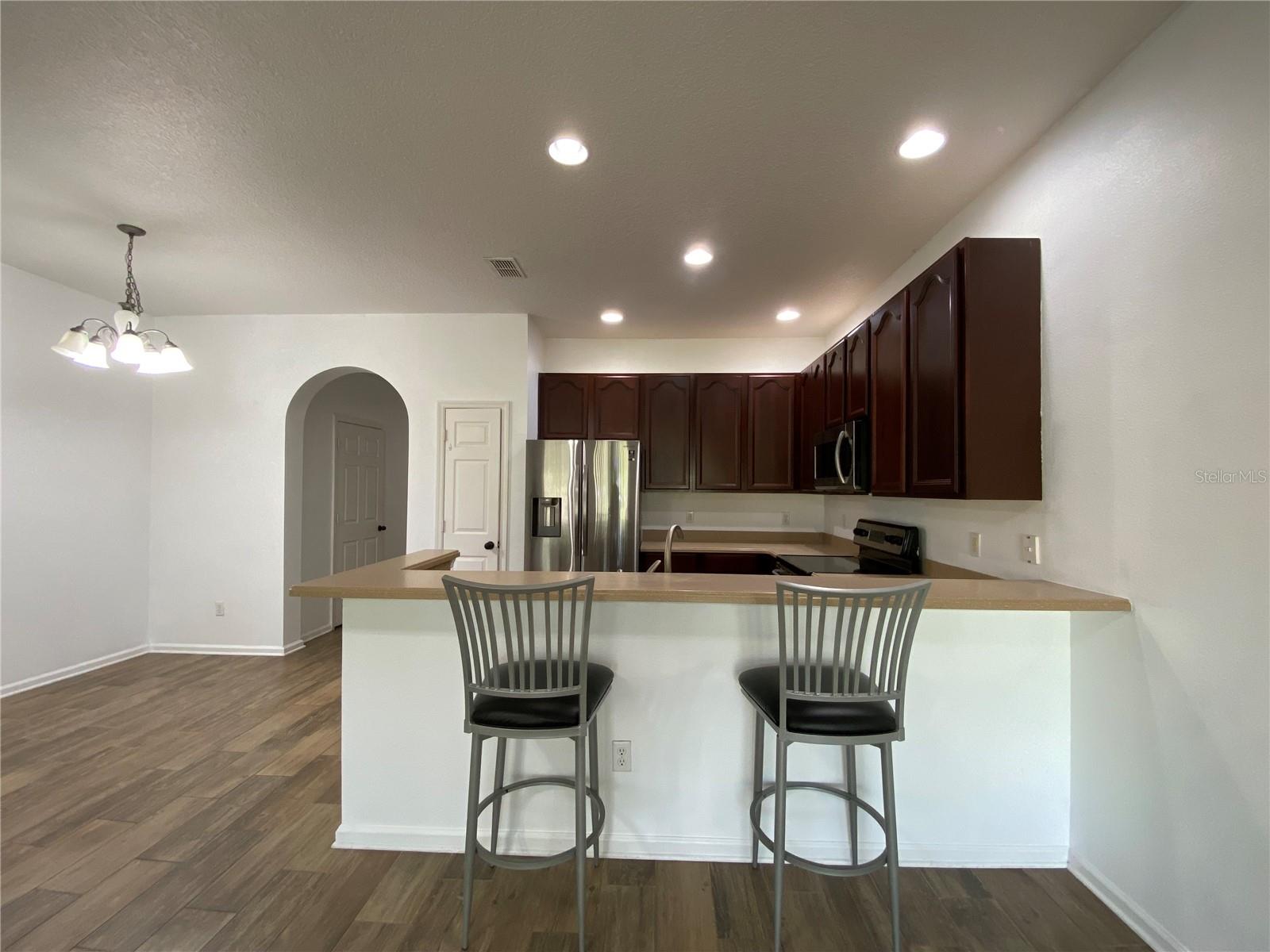 Image 12 of 59 For 10285 Park Commons Drive