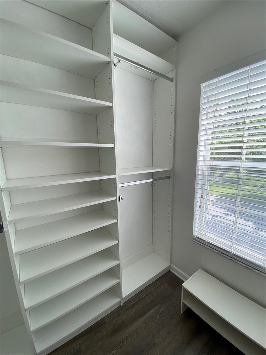 Image 36 of 59 For 10285 Park Commons Drive