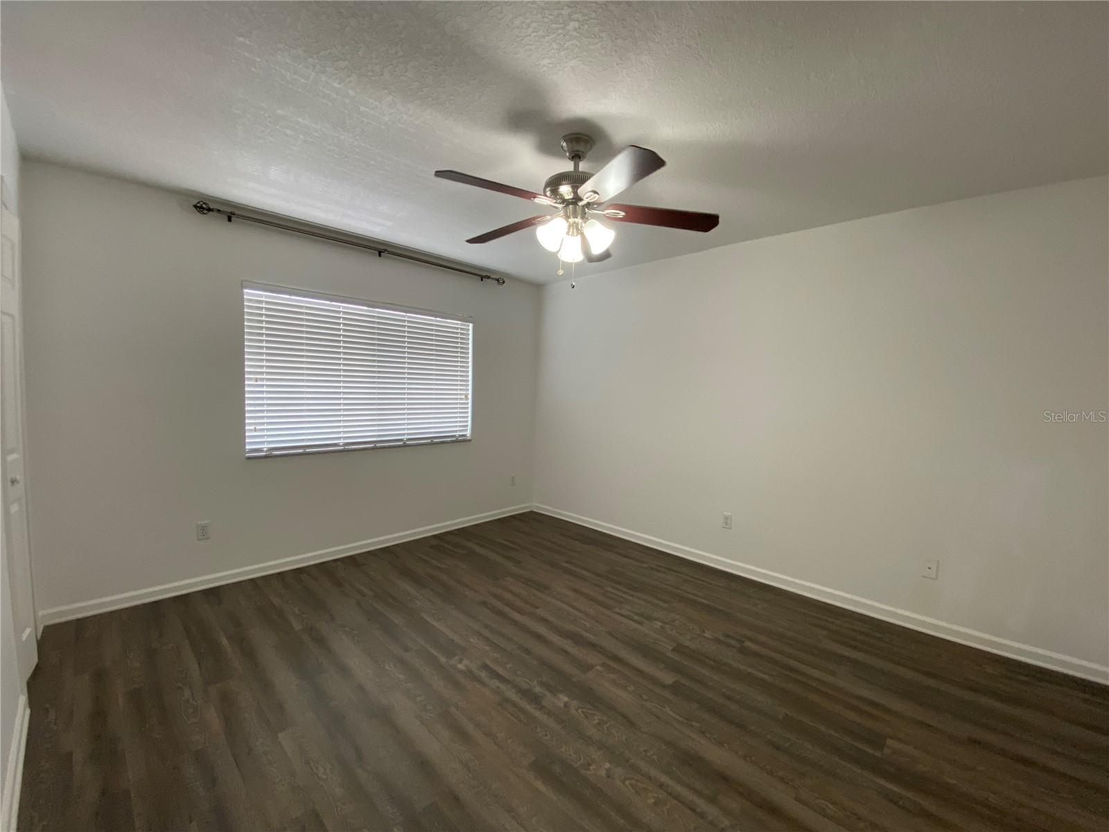 Image 41 of 59 For 10285 Park Commons Drive