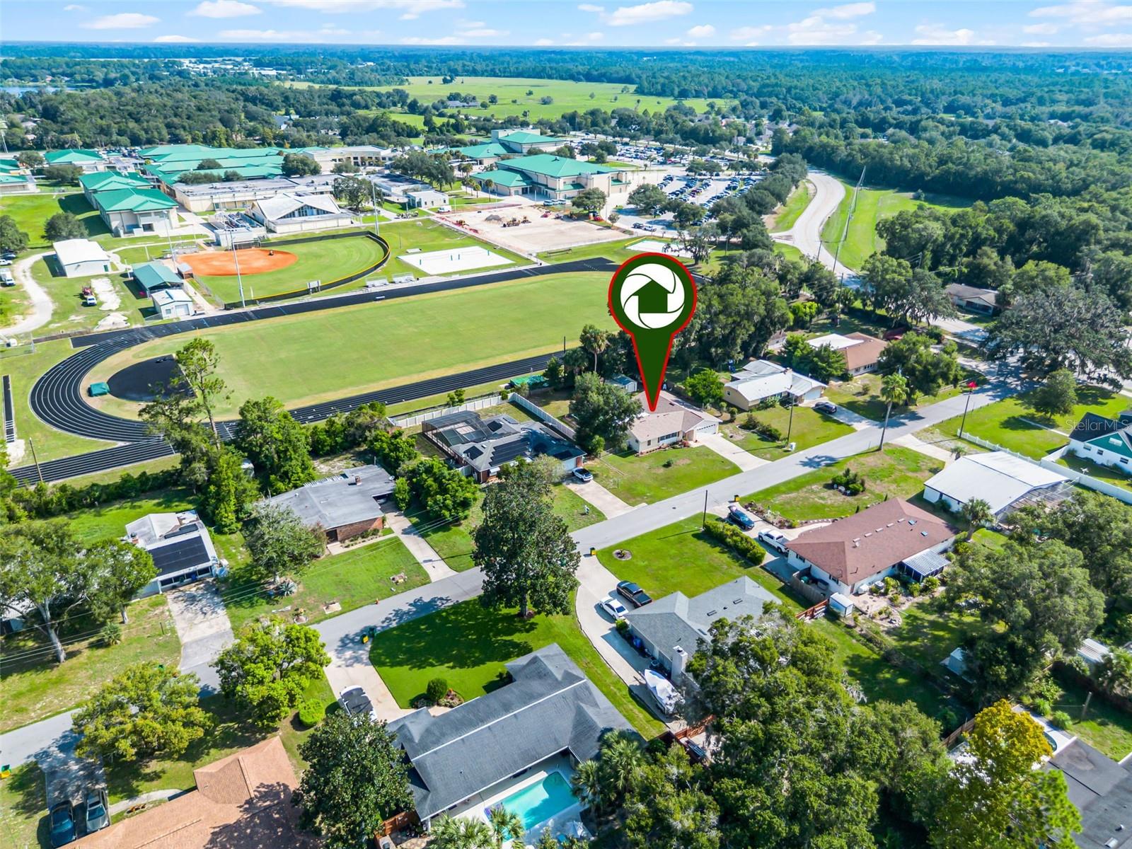 Image 30 of 33 For 1007 Crescent Parkway