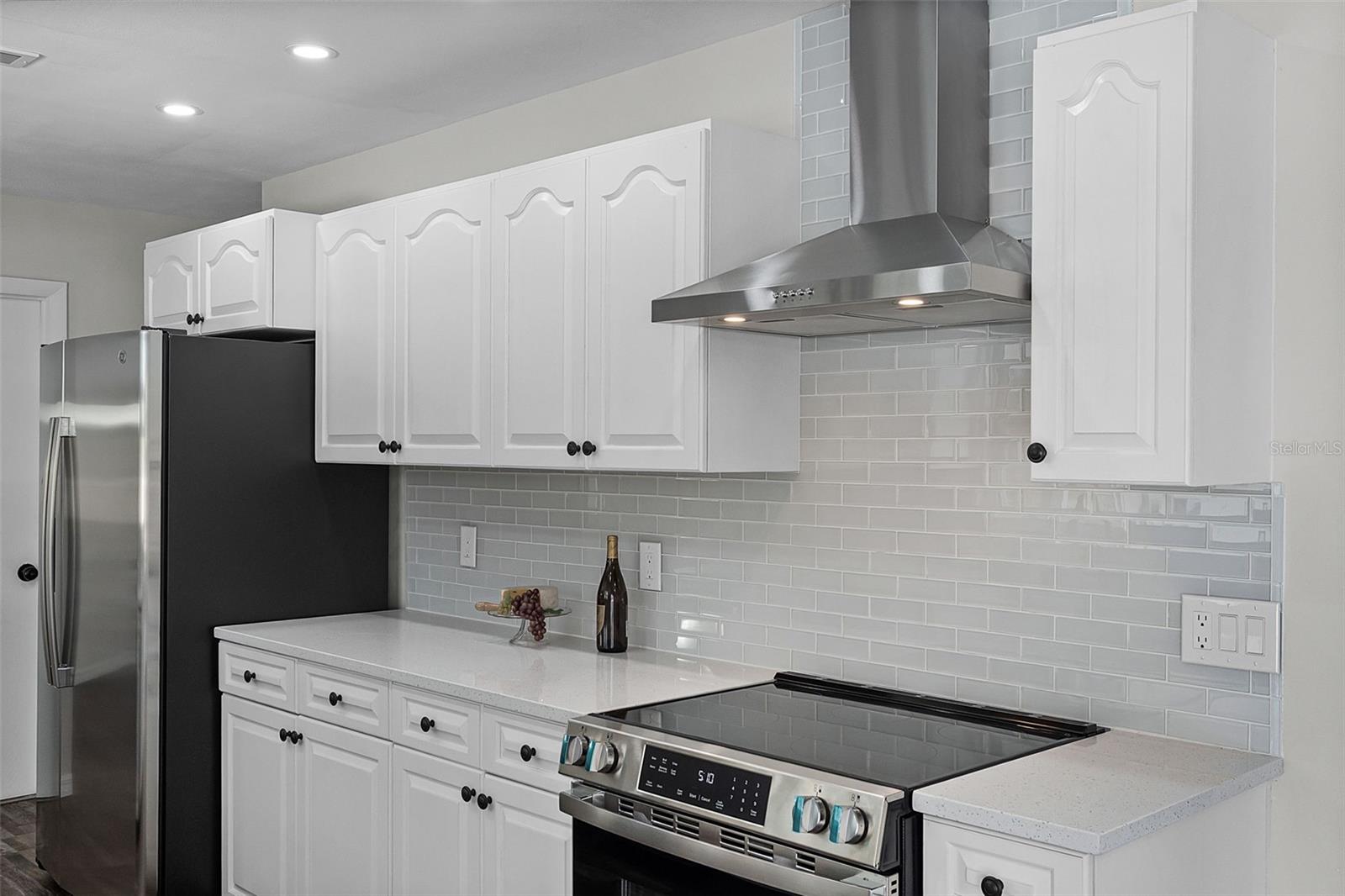 Image 6 of 33 For 1007 Crescent Parkway