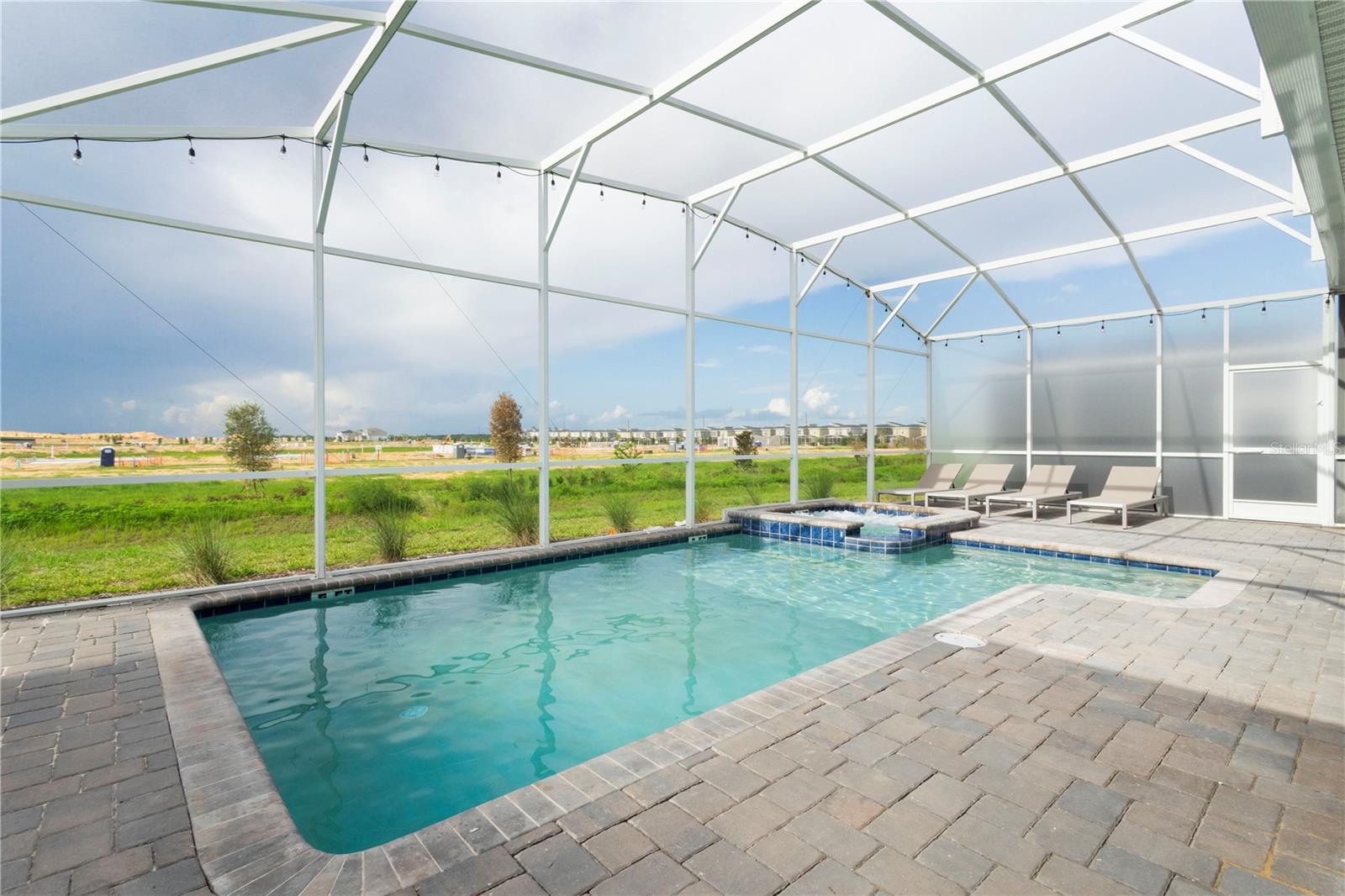 Image 4 of 13 For 9312 Sommerset Hills Drive