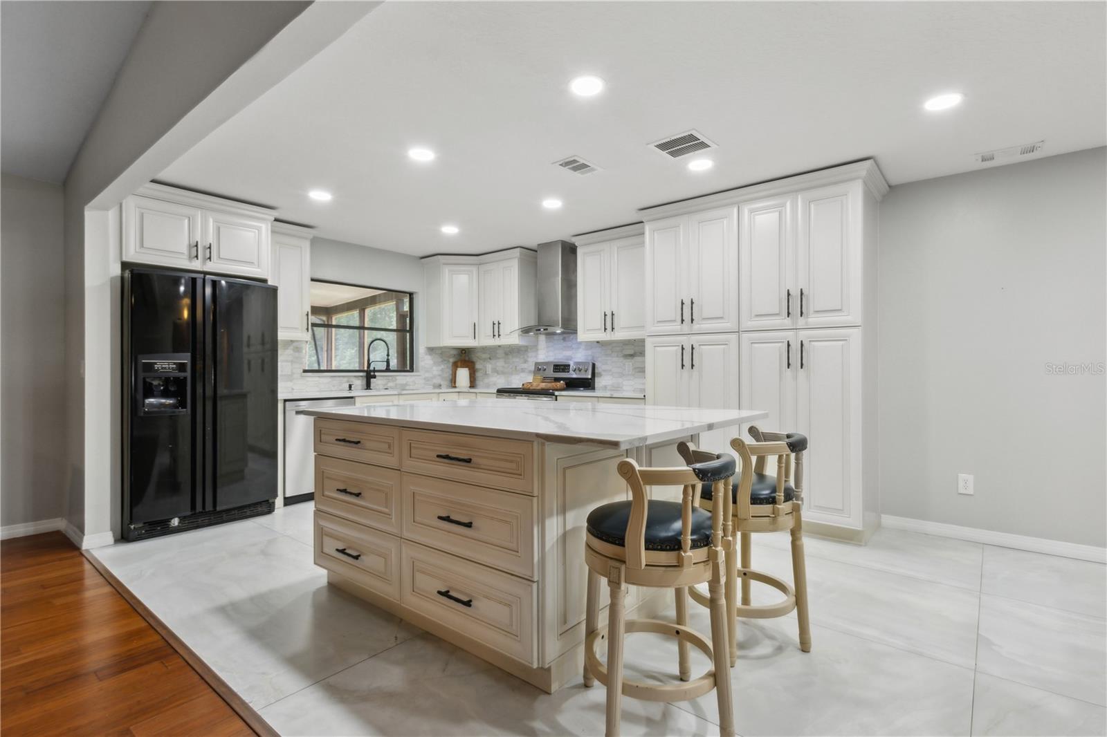 Image 13 of 74 For 1226 Foxtree Trail