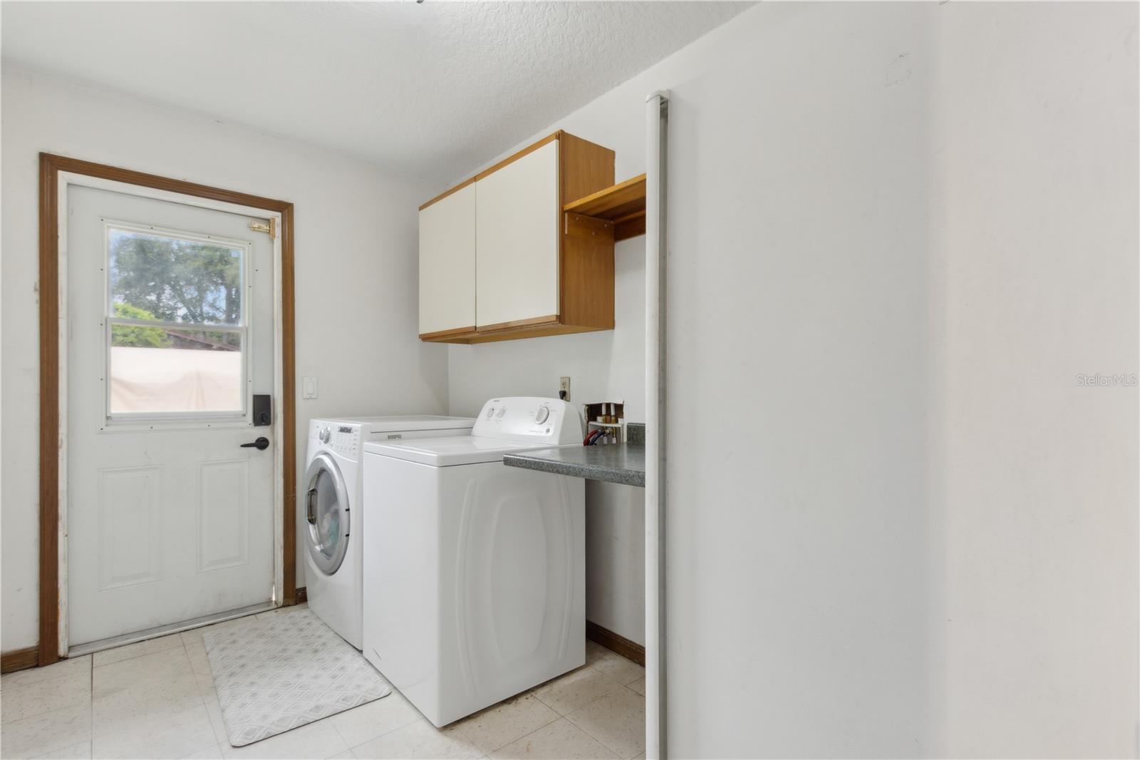 Image 40 of 74 For 1226 Foxtree Trail