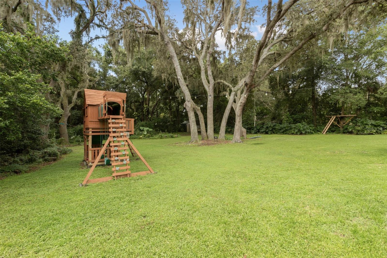 Image 52 of 74 For 1226 Foxtree Trail