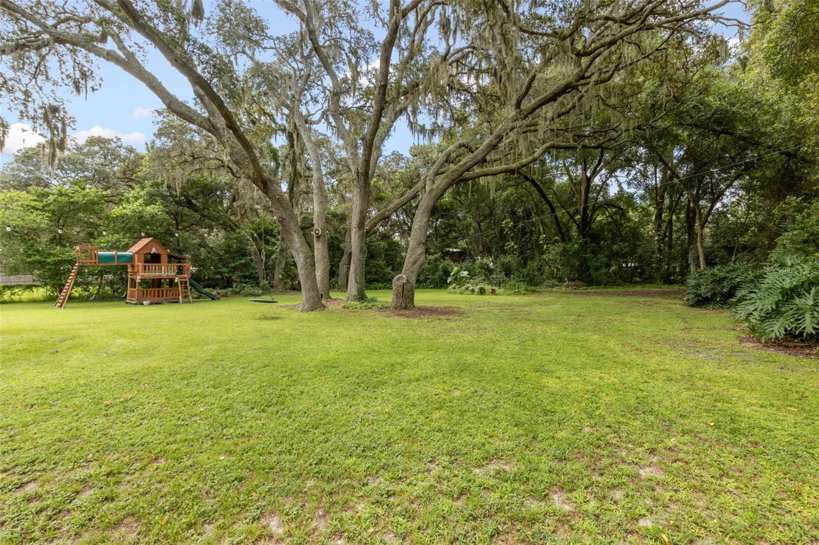 Image 53 of 74 For 1226 Foxtree Trail