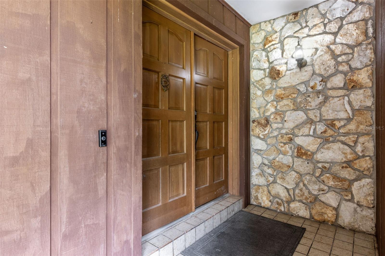 Image 7 of 74 For 1226 Foxtree Trail