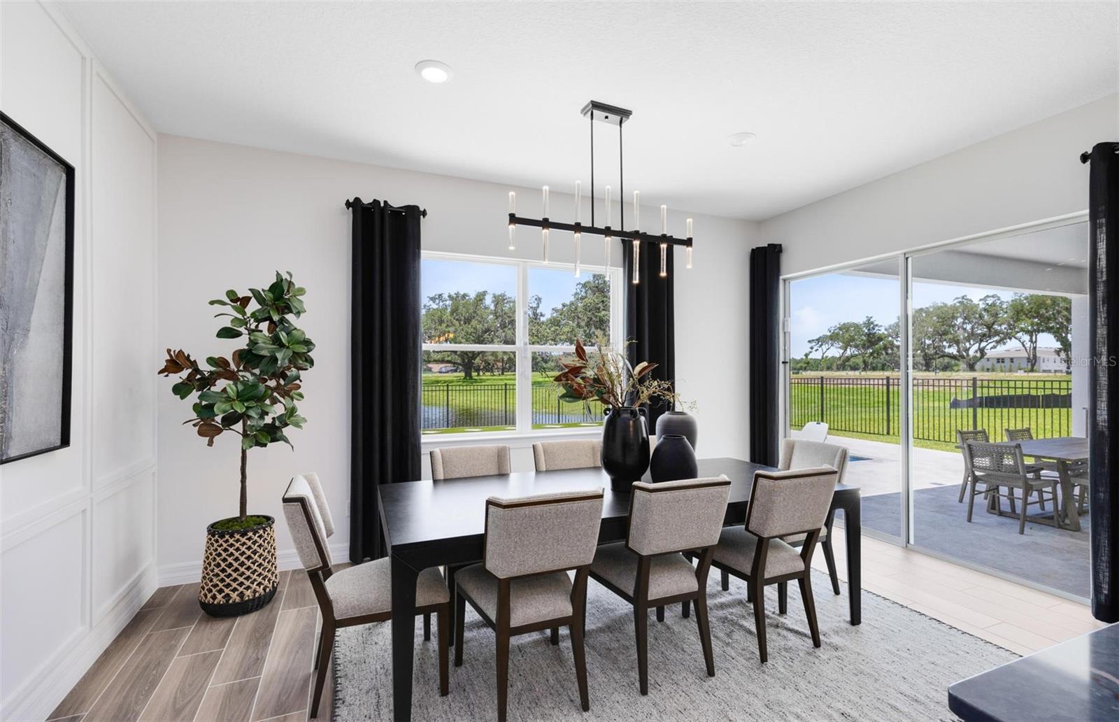 Image 17 of 35 For 4121 Winding Pines Drive