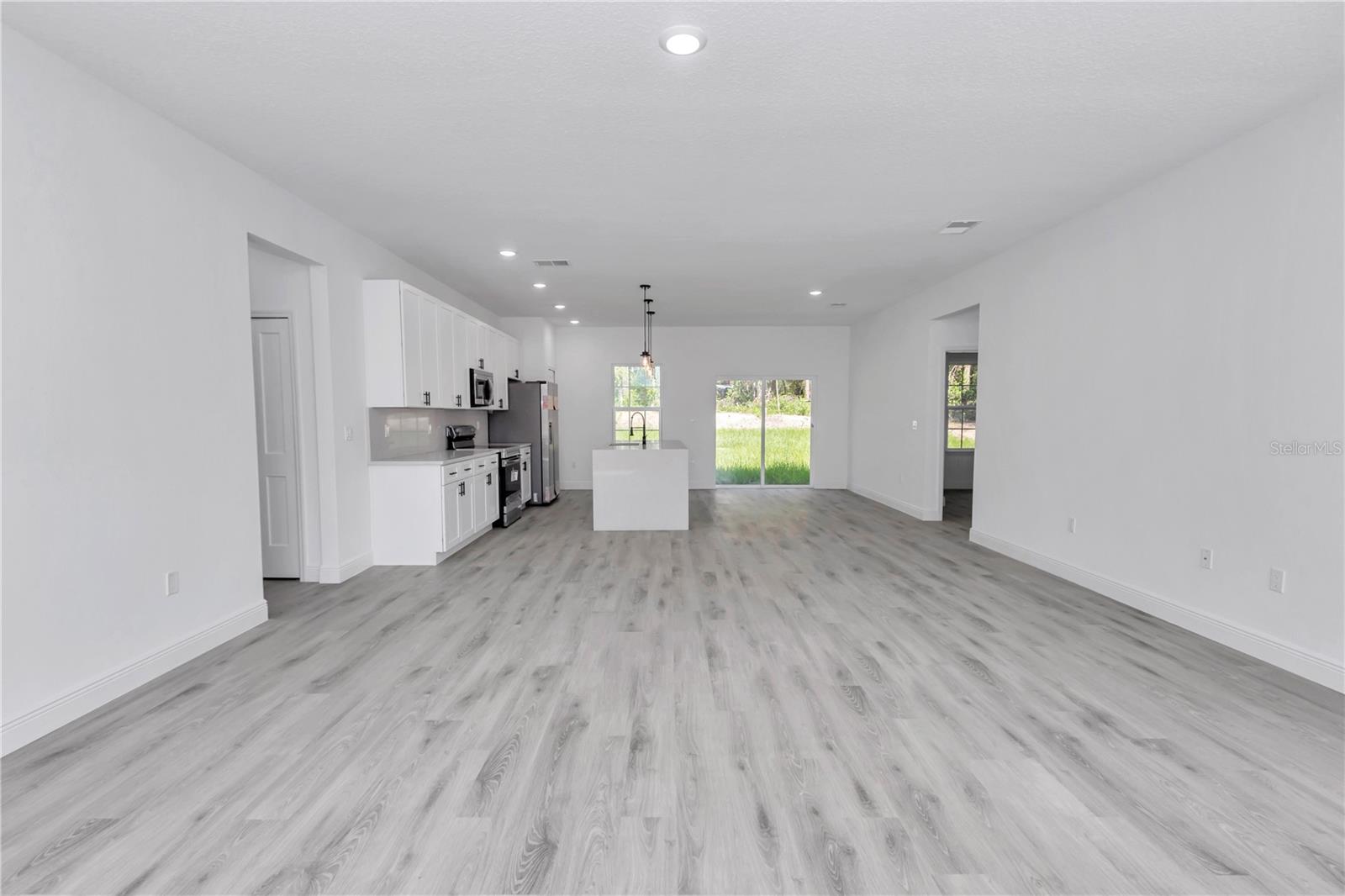 Listing photo id 24 for 9311 Sherman Drive