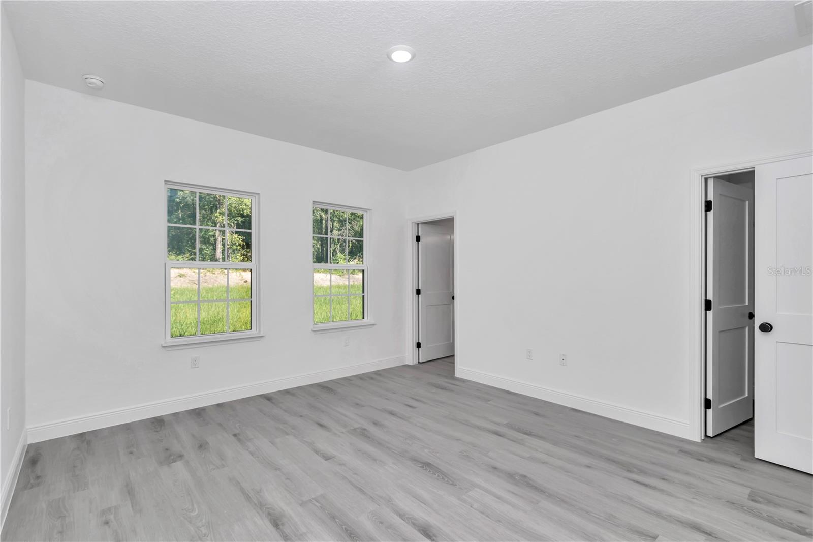 Listing photo id 32 for 9311 Sherman Drive