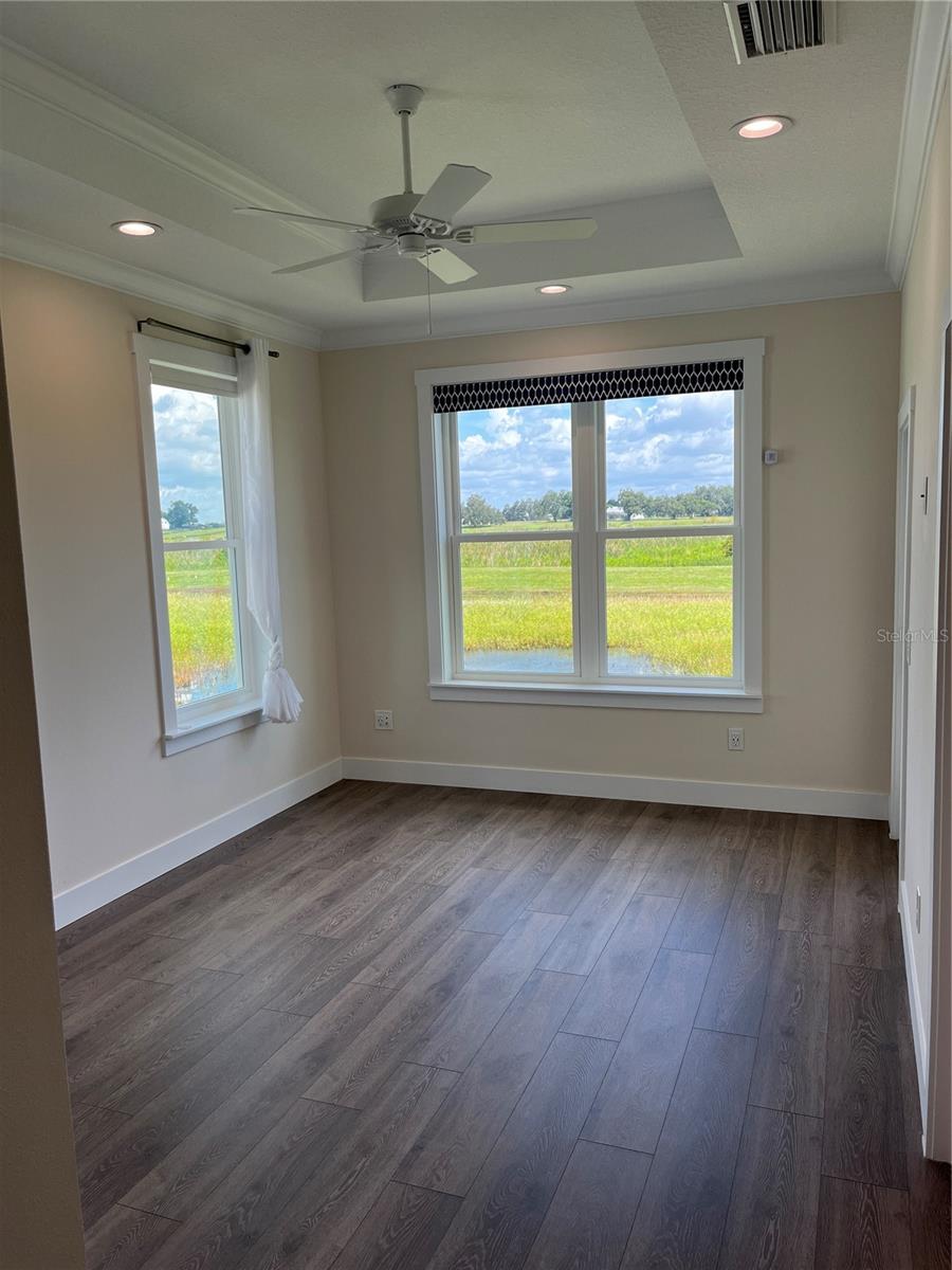 Image 5 of 18 For 12040 Lakeshore Way