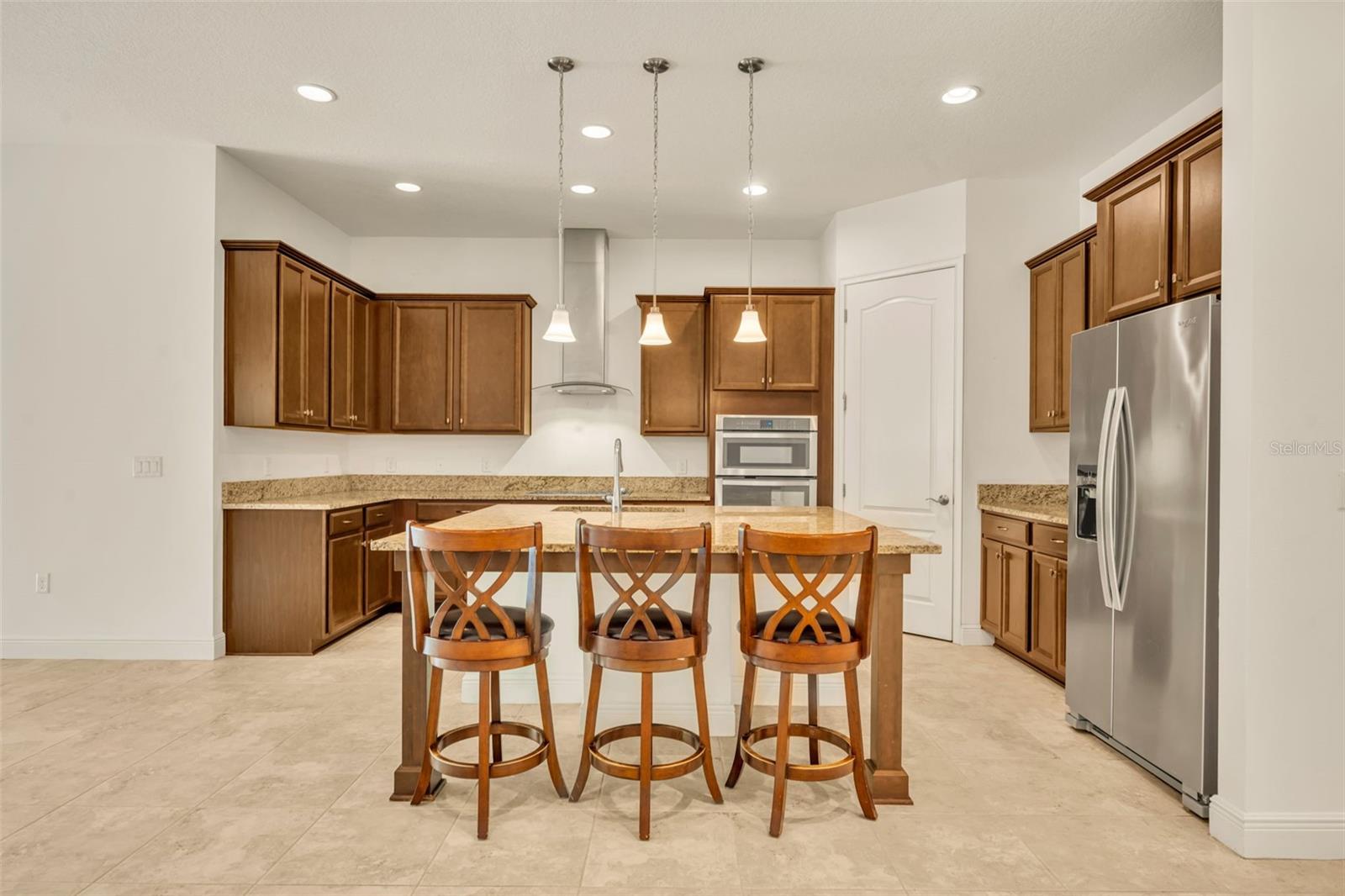 Image 5 of 80 For 14078 Alafaya Oak Bend
