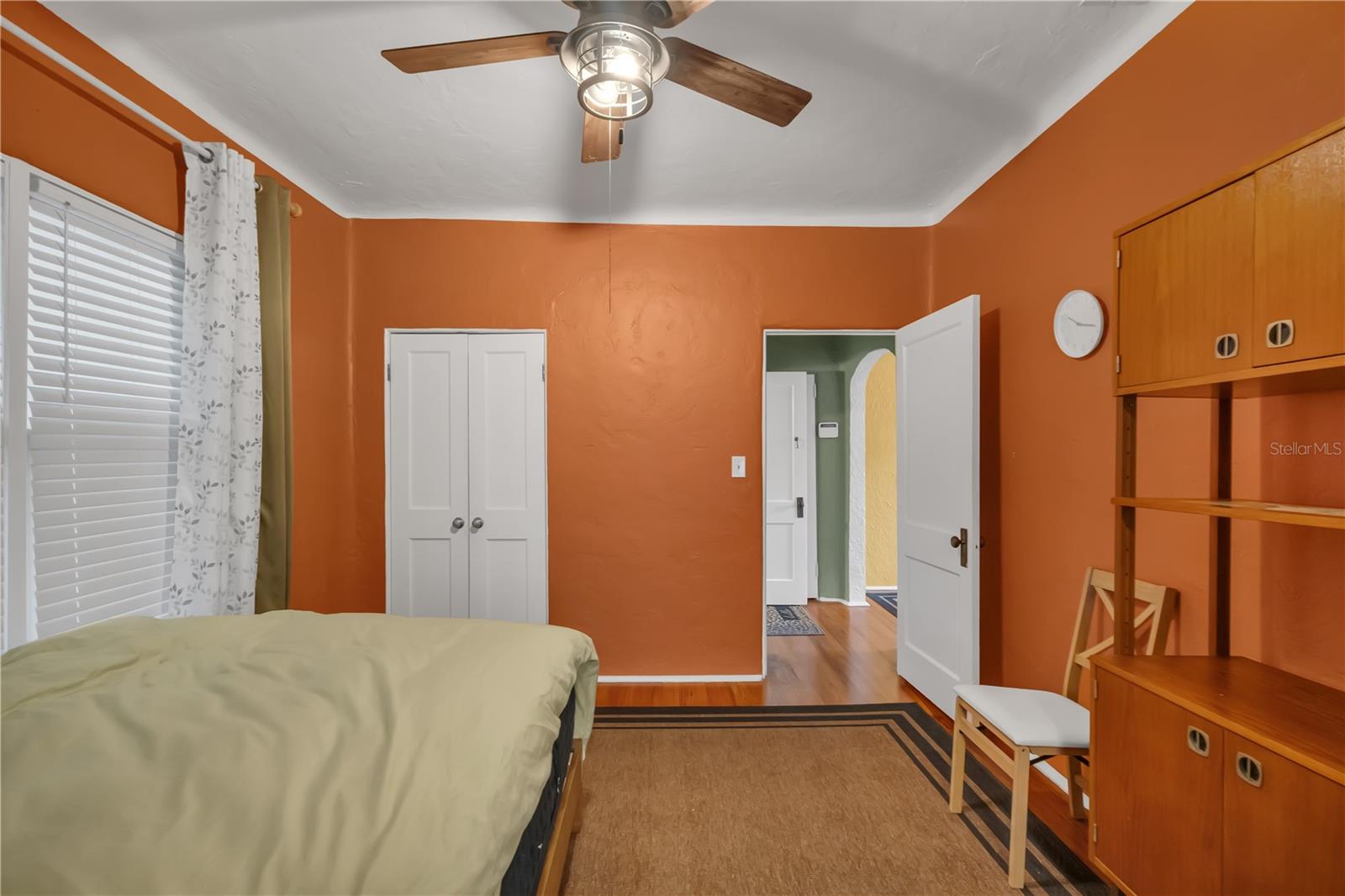 Image 31 of 45 For 1837 Illinois Street