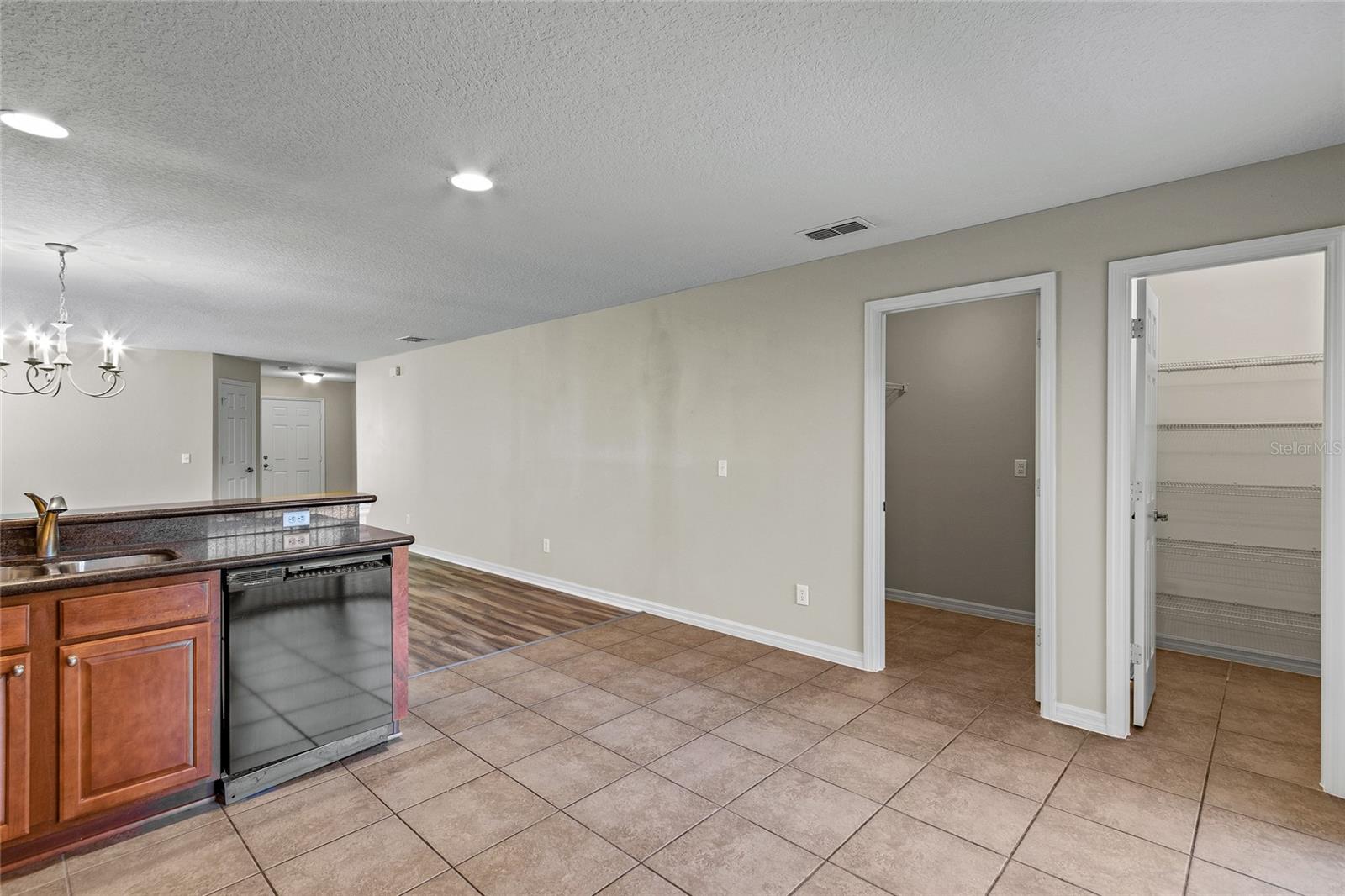 Image 5 of 16 For 2309 Norwood Place