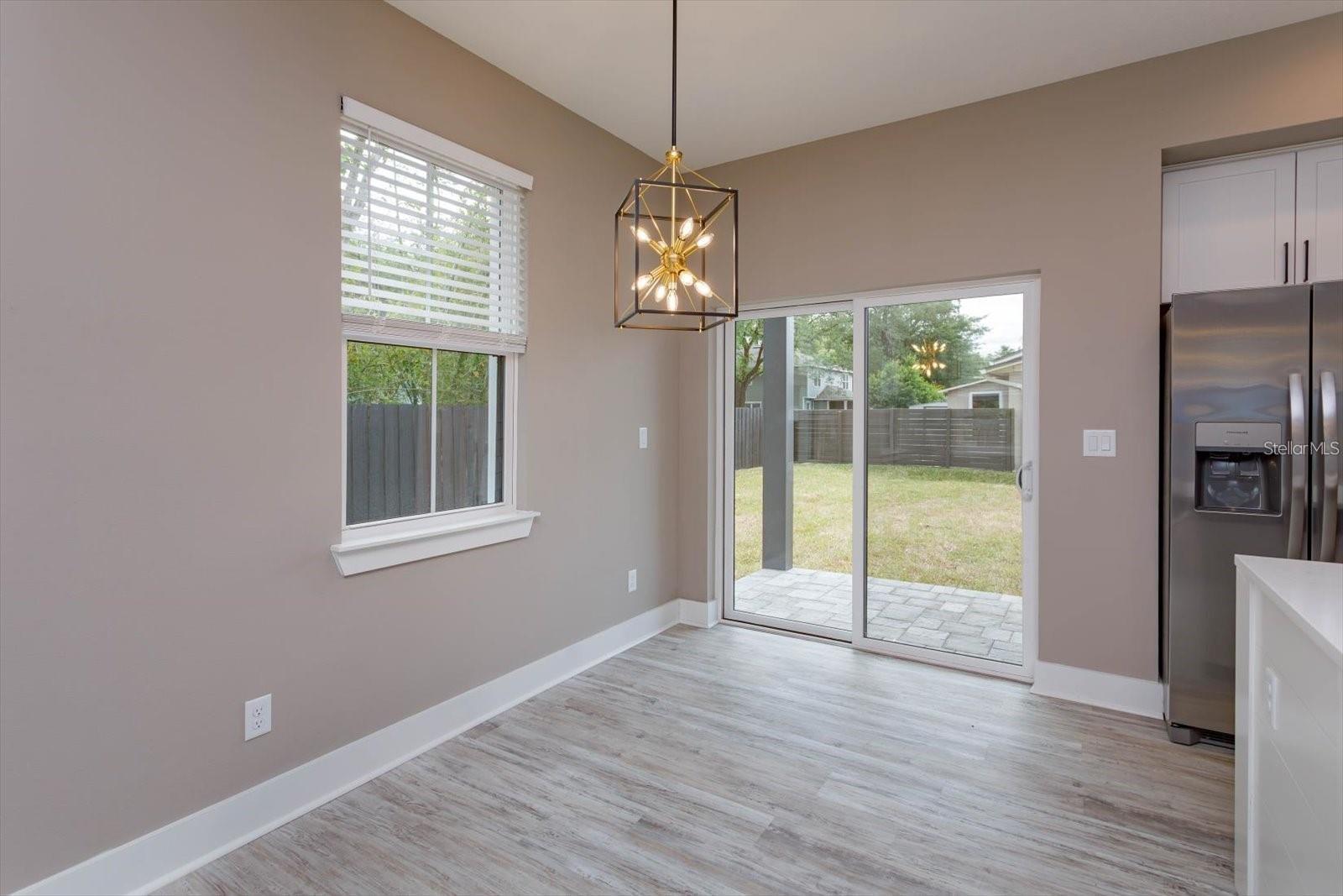 Image 19 of 28 For 1340 Crystal Lake Avenue E