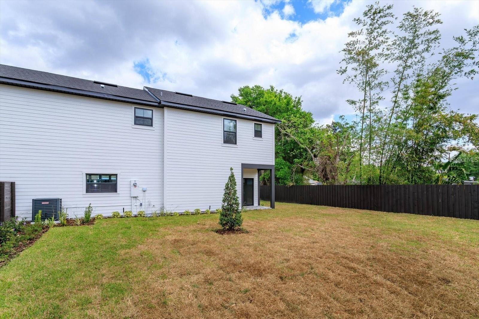 Image 3 of 28 For 1340 Crystal Lake Avenue E