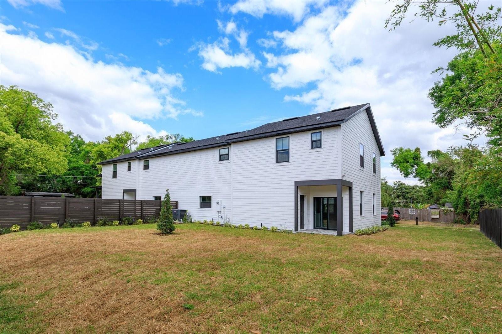 Image 4 of 28 For 1340 Crystal Lake Avenue E