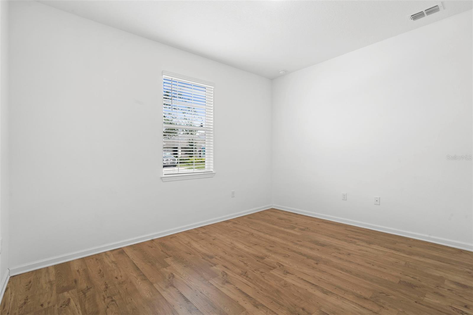 Image 33 of 59 For 4469 Davos Drive