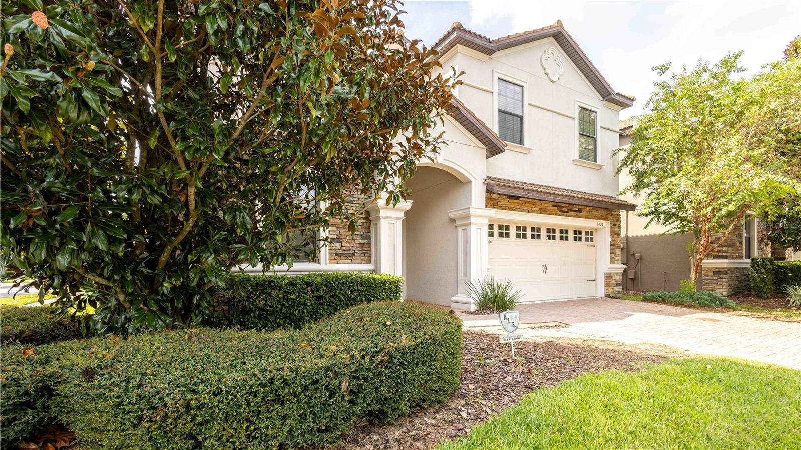 Image 12 of 59 For 1427 Moon Valley Drive
