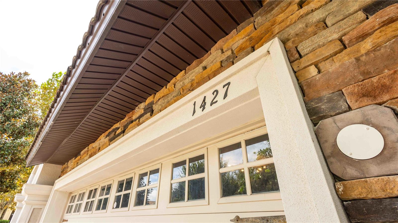 Image 13 of 59 For 1427 Moon Valley Drive