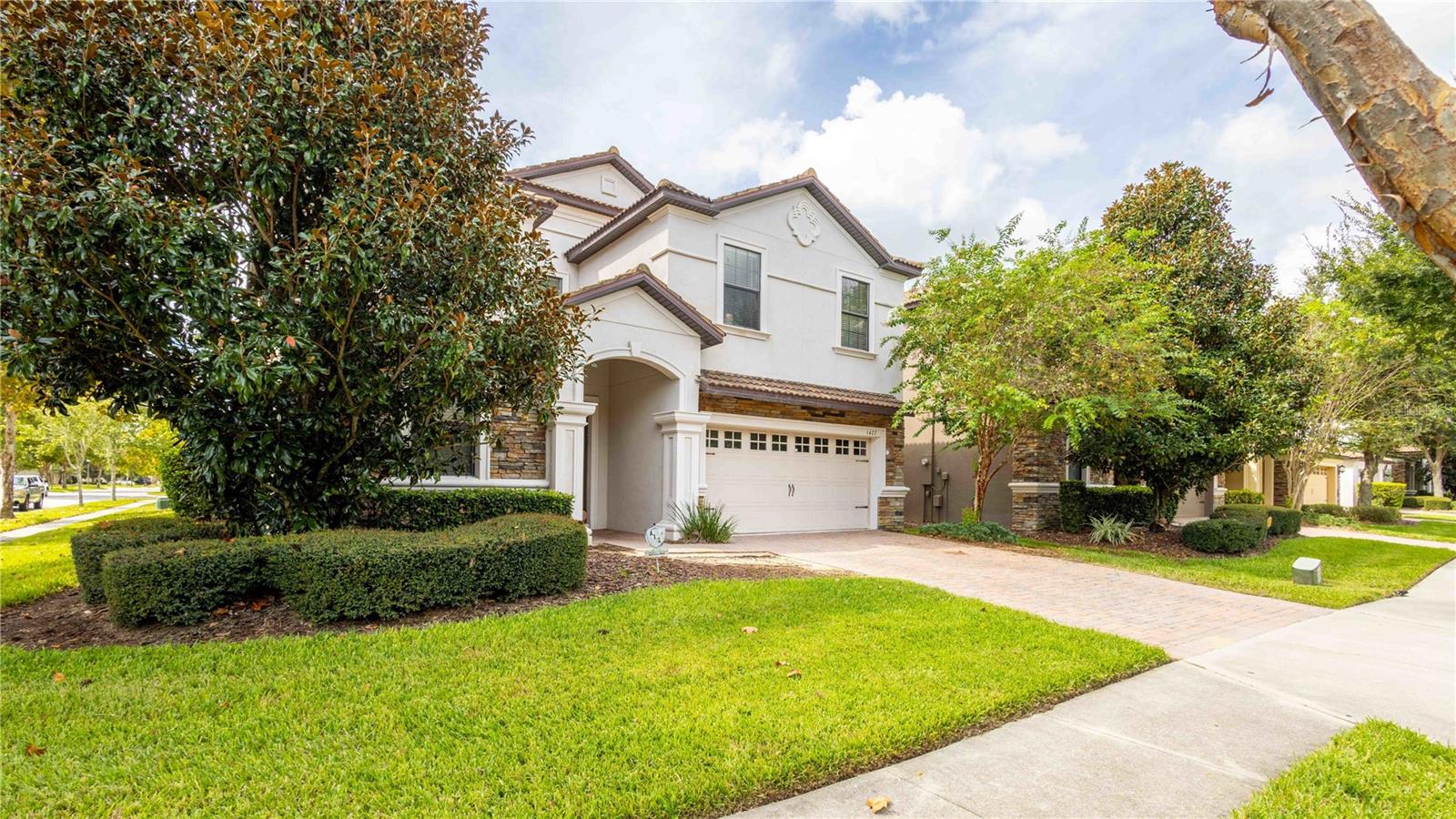Image 8 of 59 For 1427 Moon Valley Drive