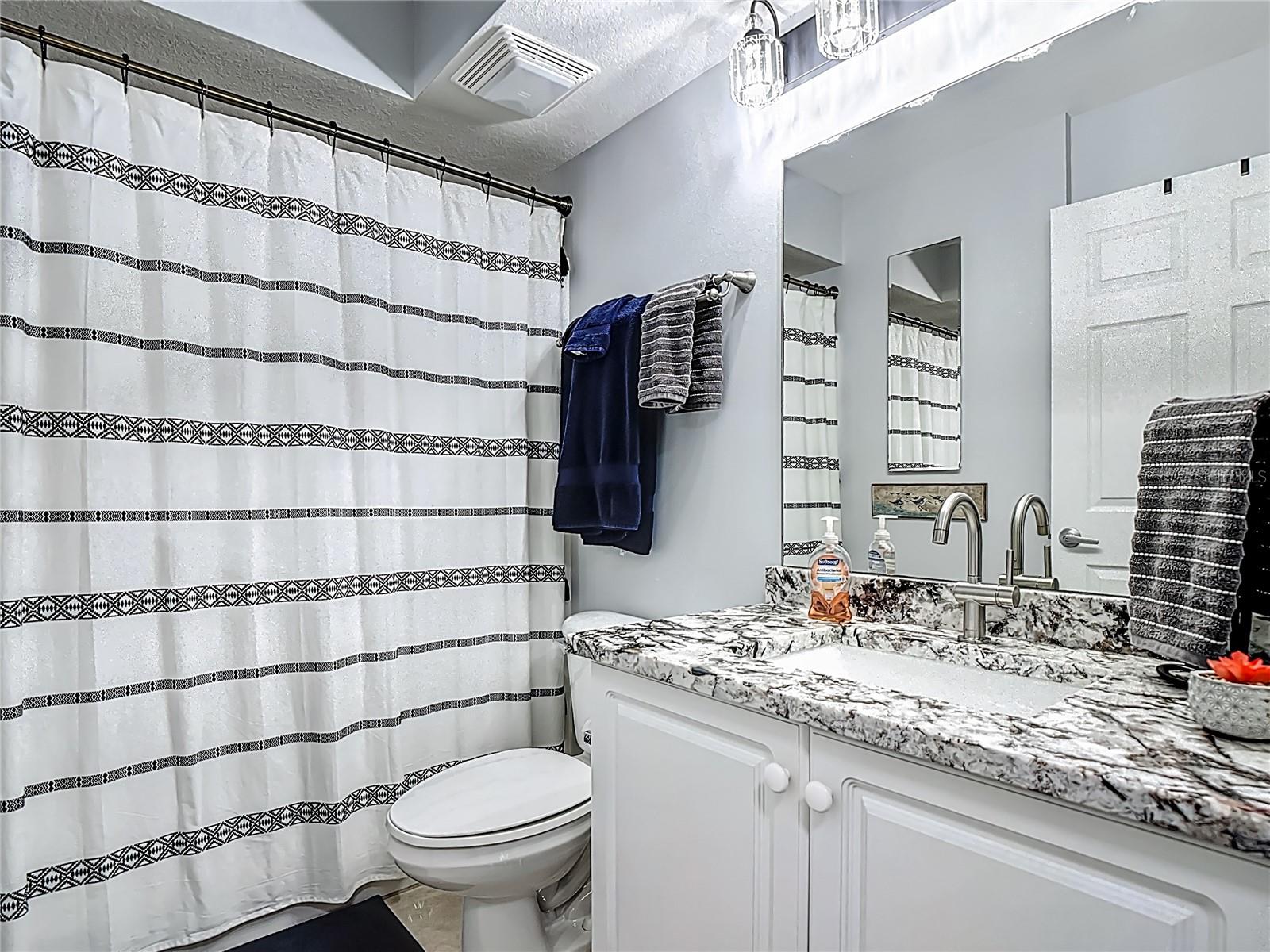 Image 33 of 61 For 25735 Lake Amelia Way 103