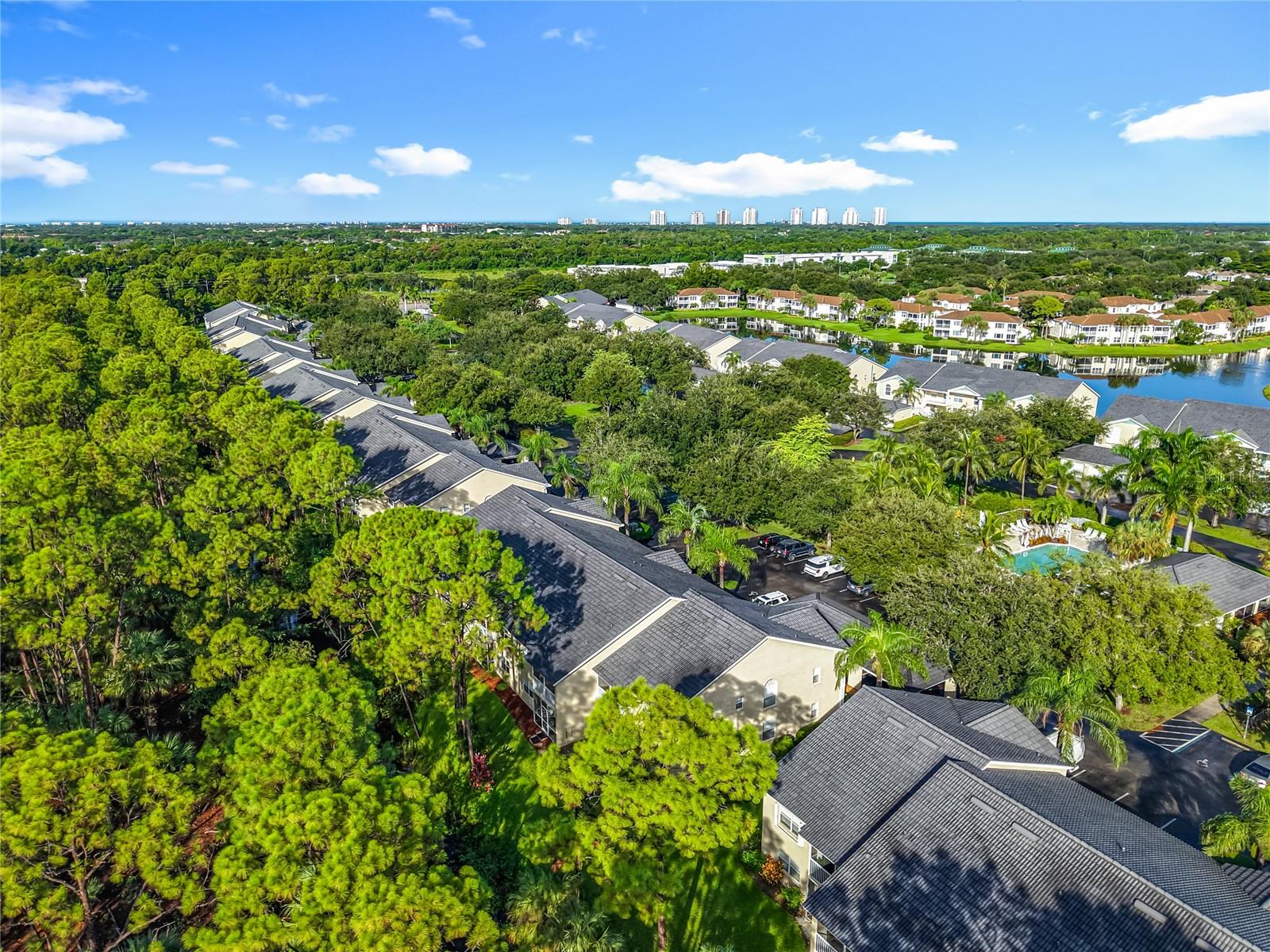 Image 42 of 61 For 25735 Lake Amelia Way 103