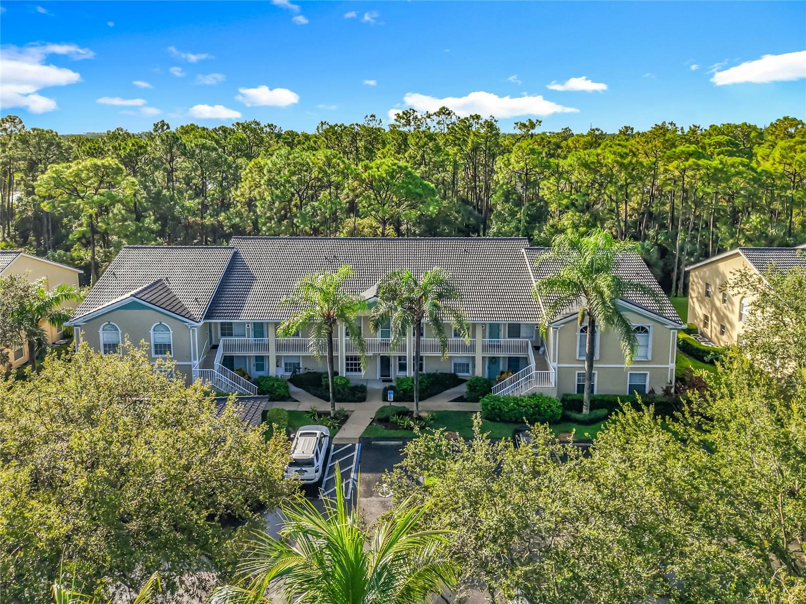 Image 50 of 61 For 25735 Lake Amelia Way 103