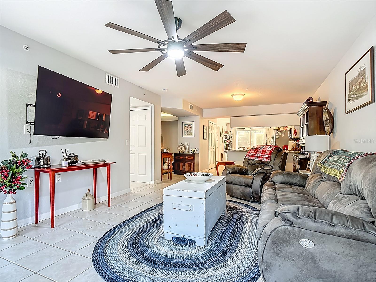 Image 8 of 61 For 25735 Lake Amelia Way 103