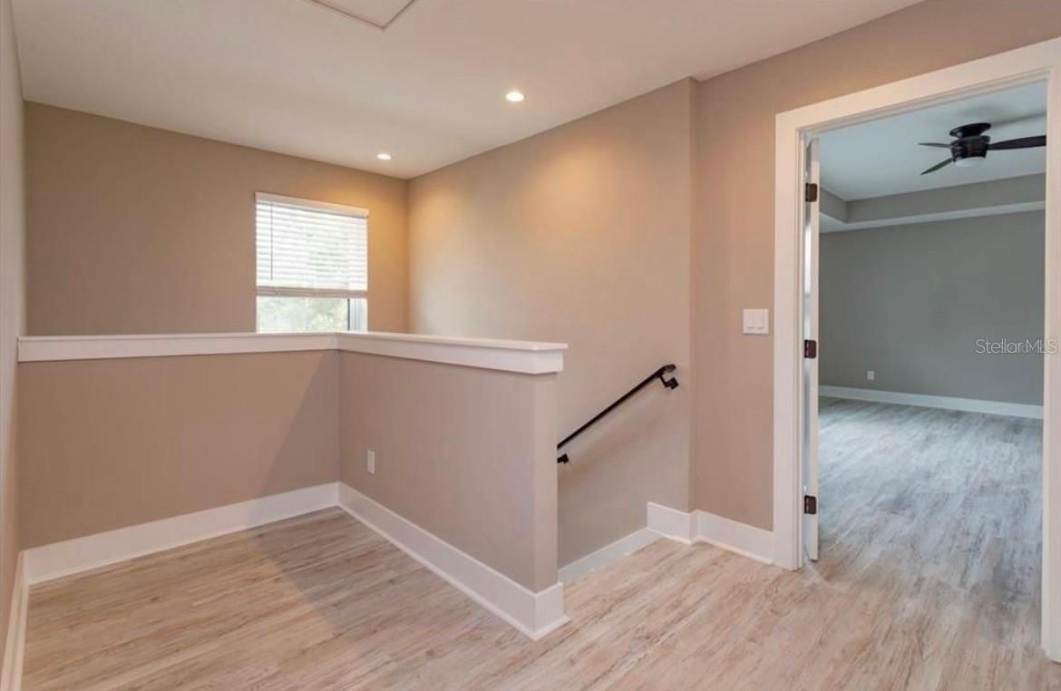 Image 20 of 29 For 1336 Crystal Lake Avenue E