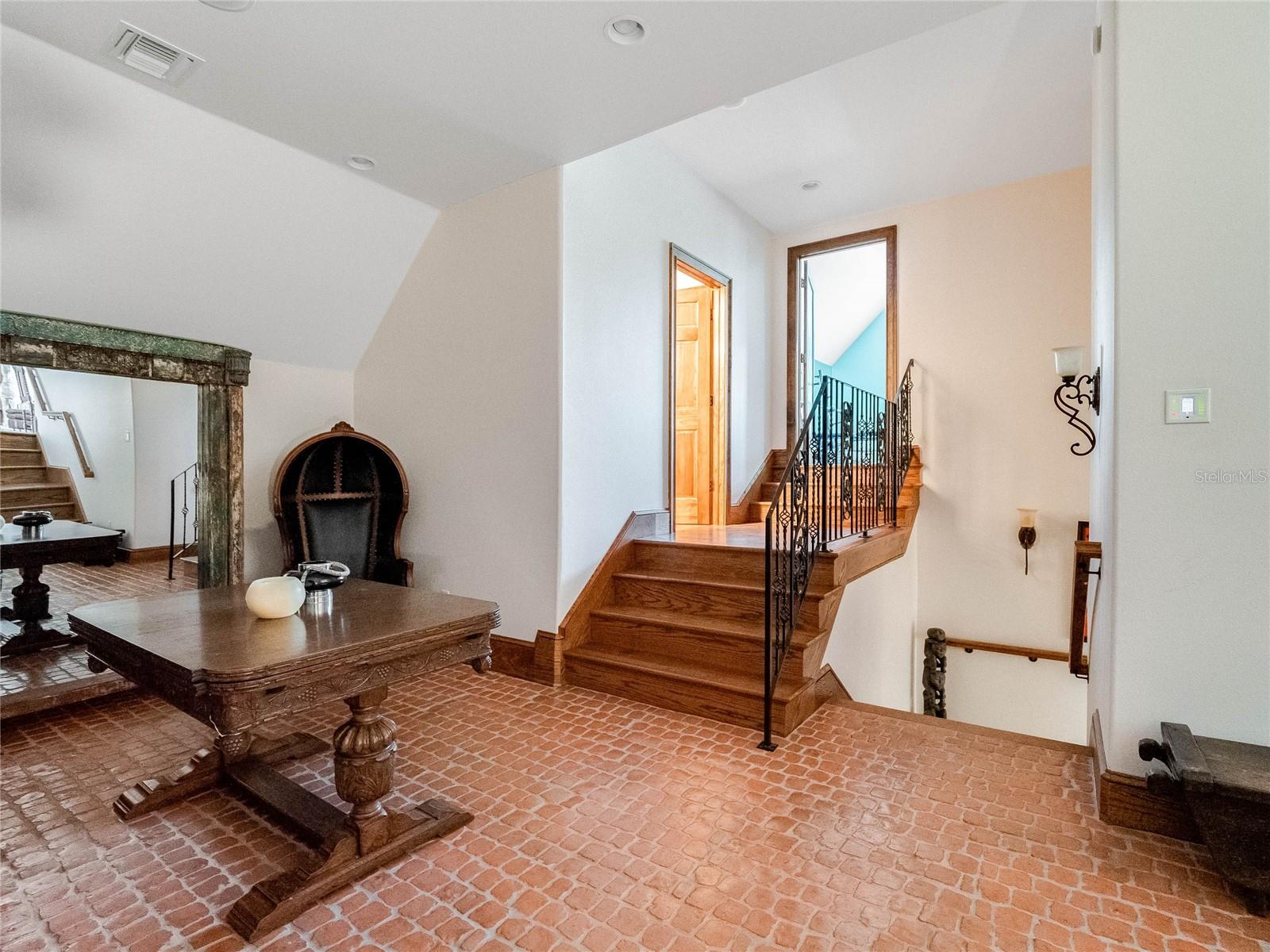 Listing photo id 32 for 10215 Gopher Road