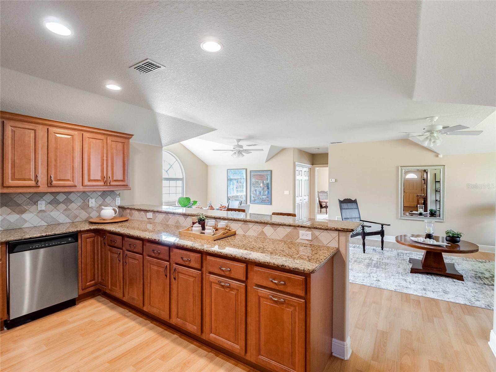 Listing photo id 48 for 10215 Gopher Road