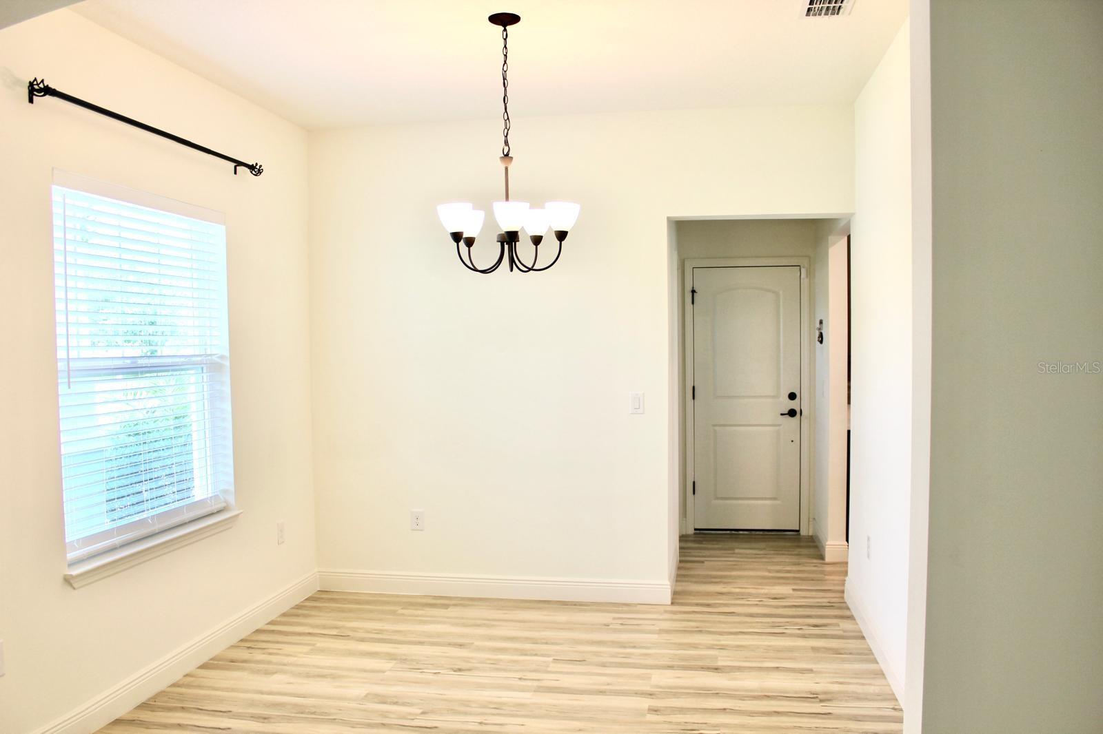 Image 11 of 60 For 443 Biscayne Ave Nw