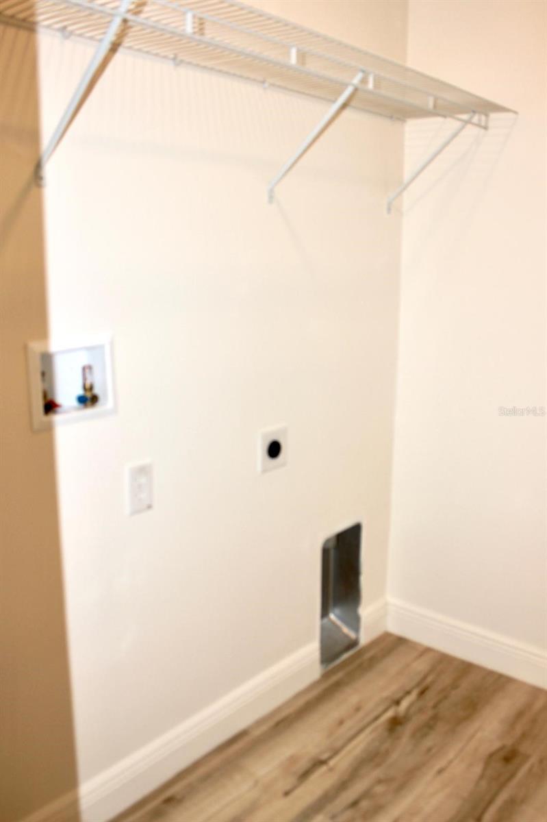 Image 42 of 60 For 443 Biscayne Ave Nw