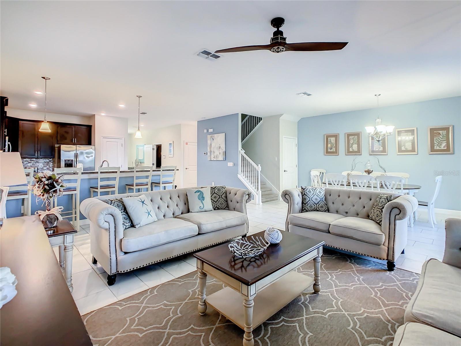 Image 16 of 19 For 1305 Divot Way