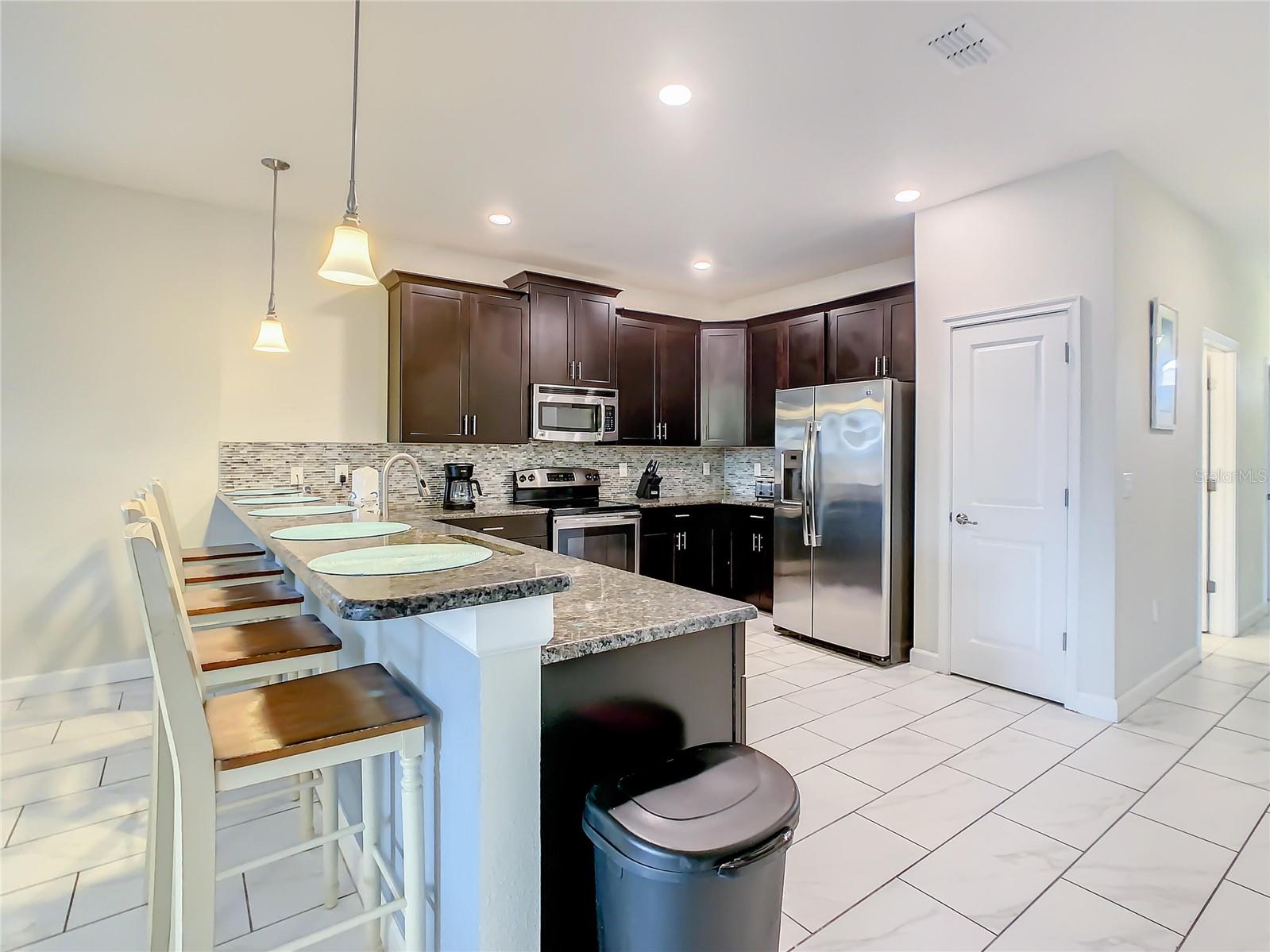 Image 19 of 19 For 1305 Divot Way