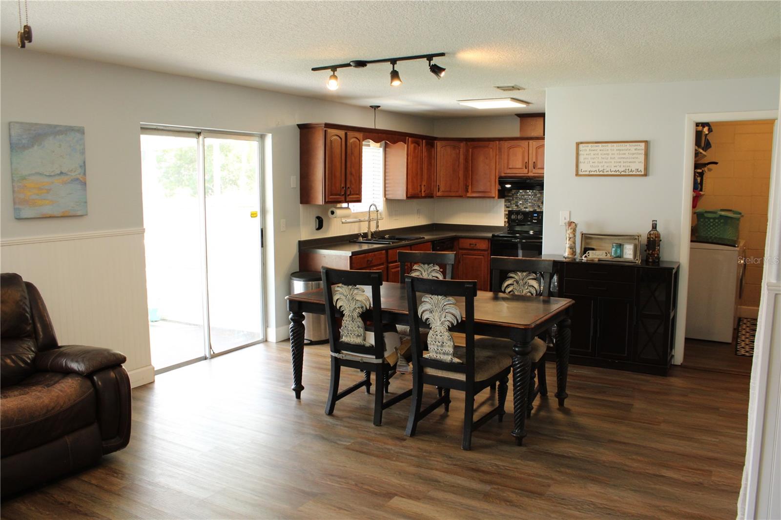 Image 12 of 24 For 2737 Nattie Ct