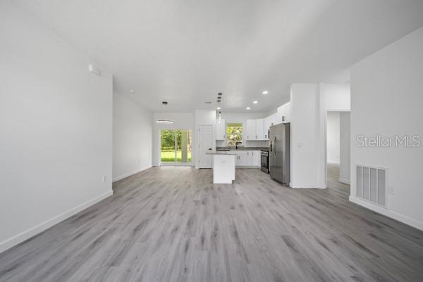 Image 10 of 35 For 3908 Garienda Avenue