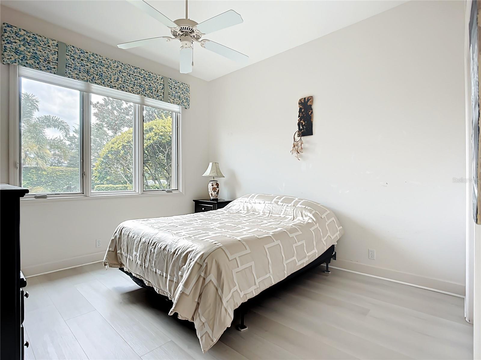 Image 16 of 34 For 9710 53rd Drive E
