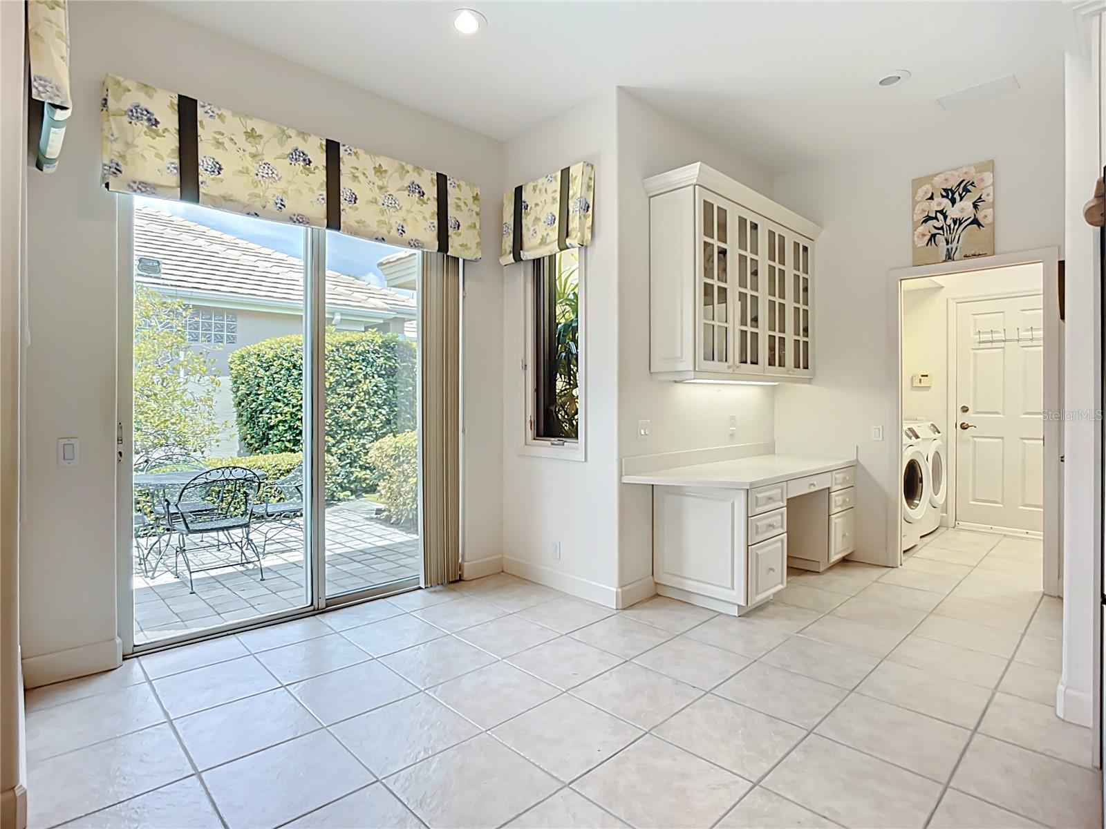 Image 5 of 34 For 9710 53rd Drive E