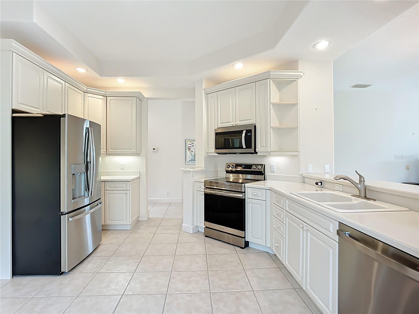 Image 6 of 34 For 9710 53rd Drive E