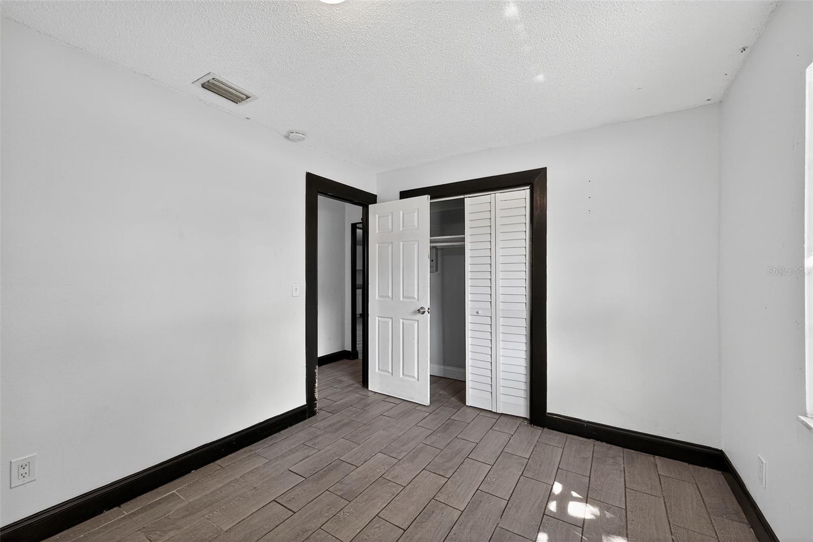 Image 16 of 28 For 4534 Lemans Drive