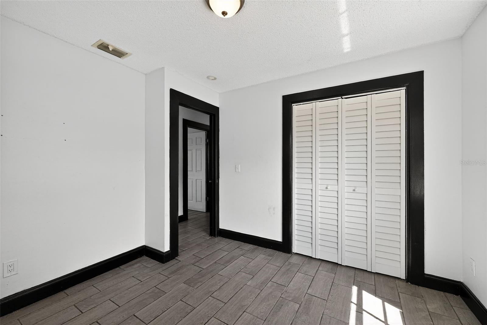 Image 19 of 28 For 4534 Lemans Drive