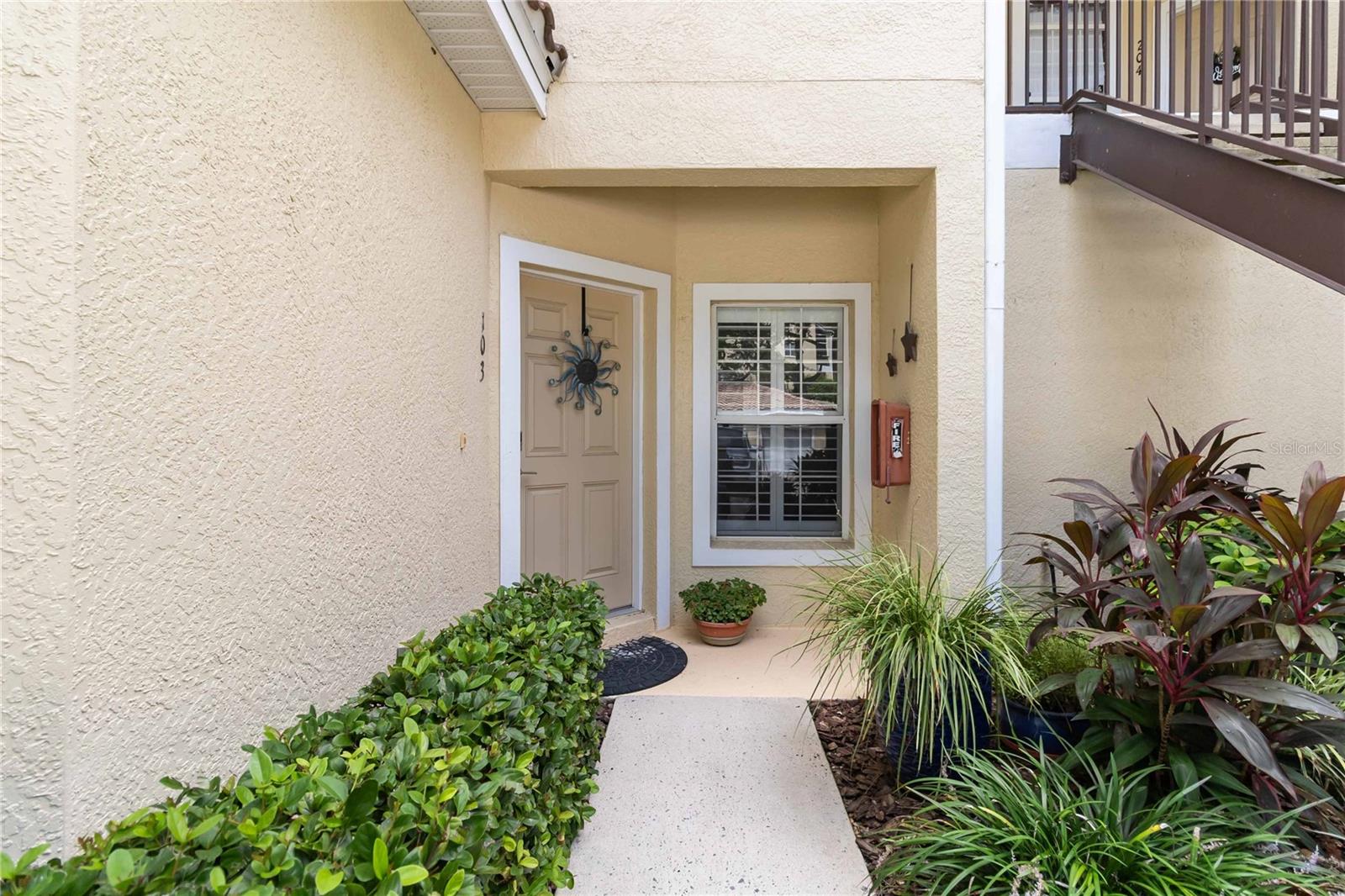Image 11 of 51 For 980 Mooring Avenue 103