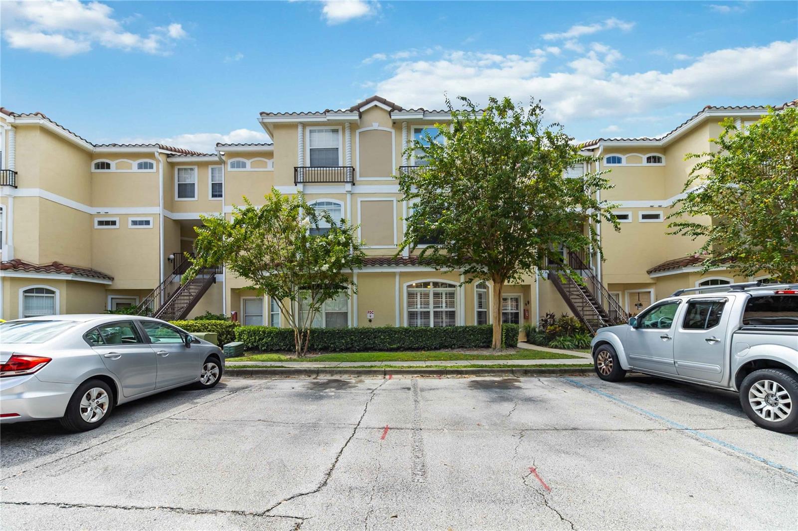 Image 2 of 51 For 980 Mooring Avenue 103