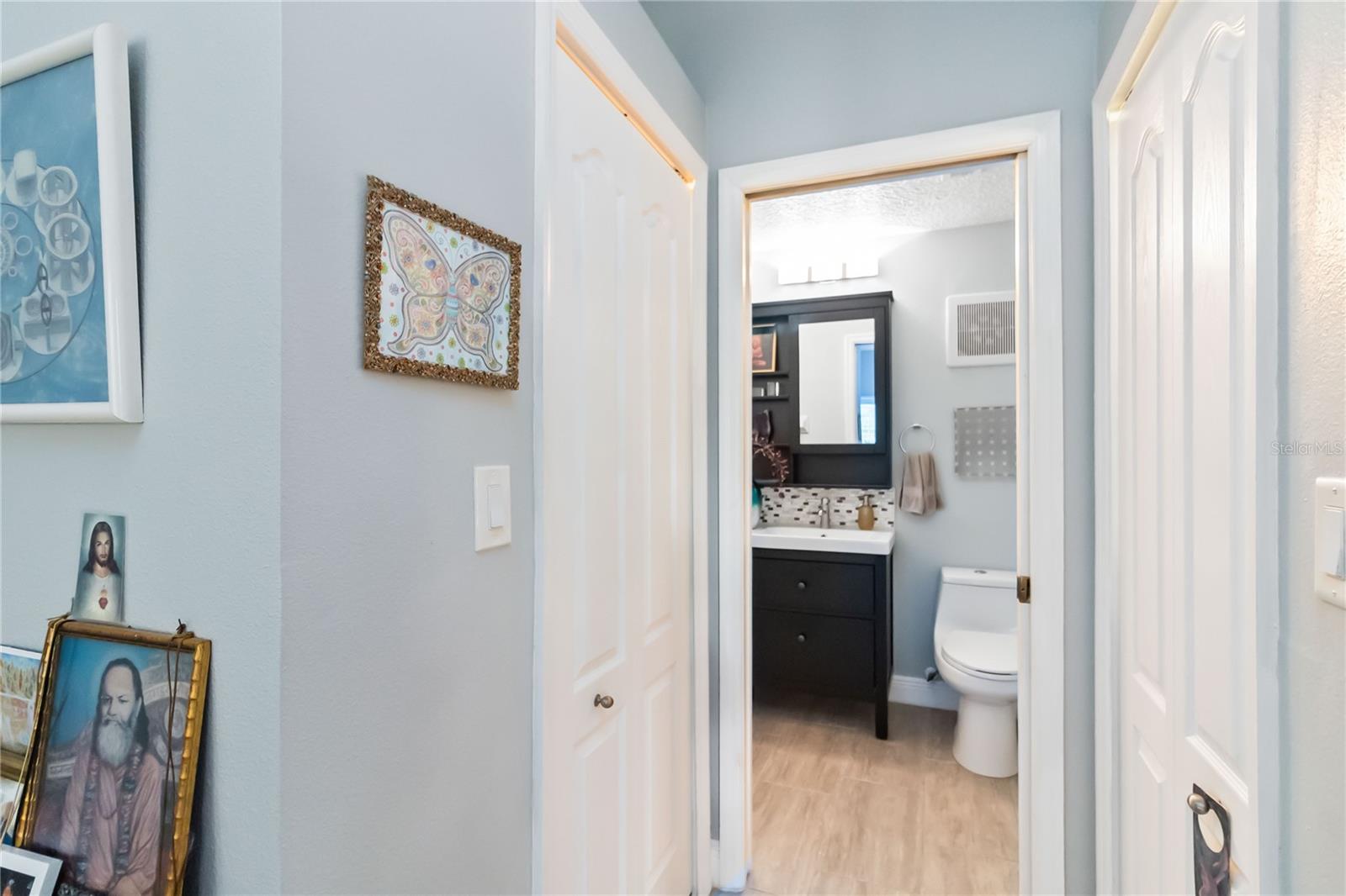Image 38 of 51 For 980 Mooring Avenue 103