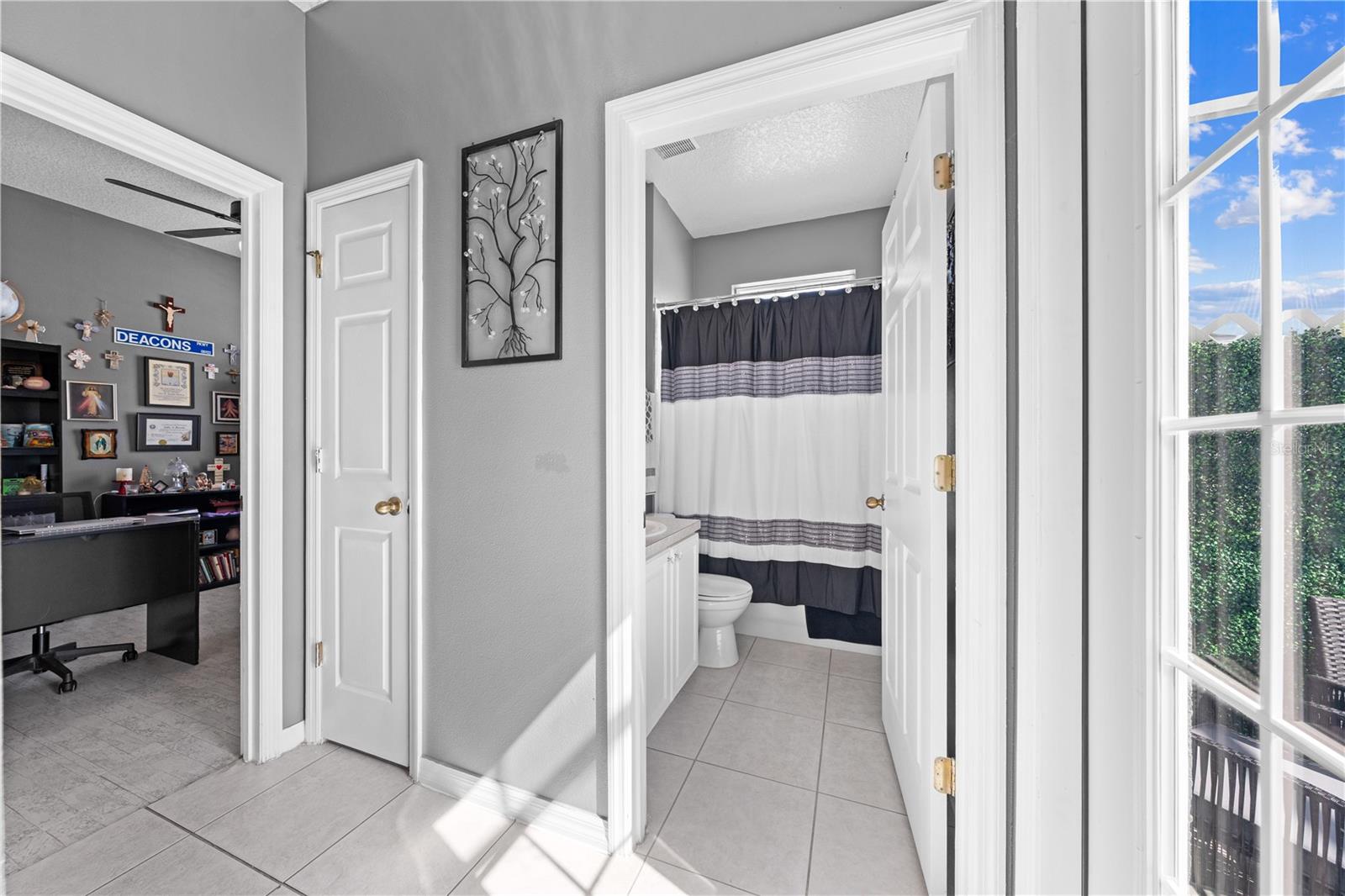 Image 31 of 73 For 2729 Eagle Glen Circle