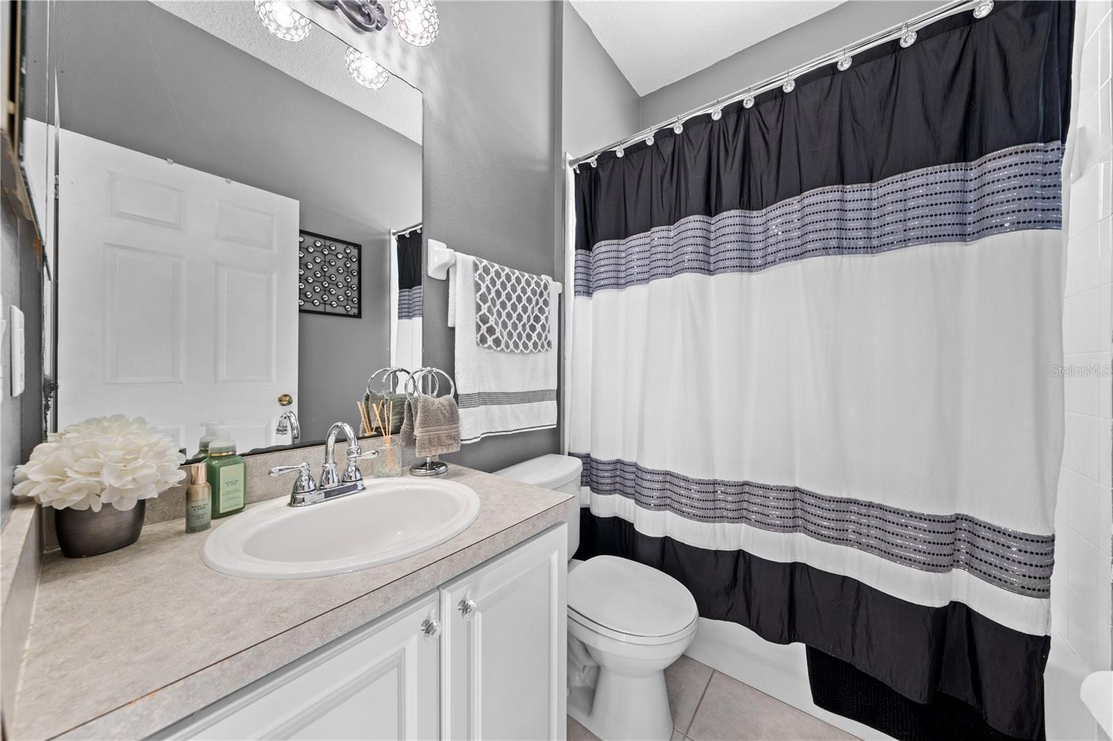 Image 32 of 73 For 2729 Eagle Glen Circle