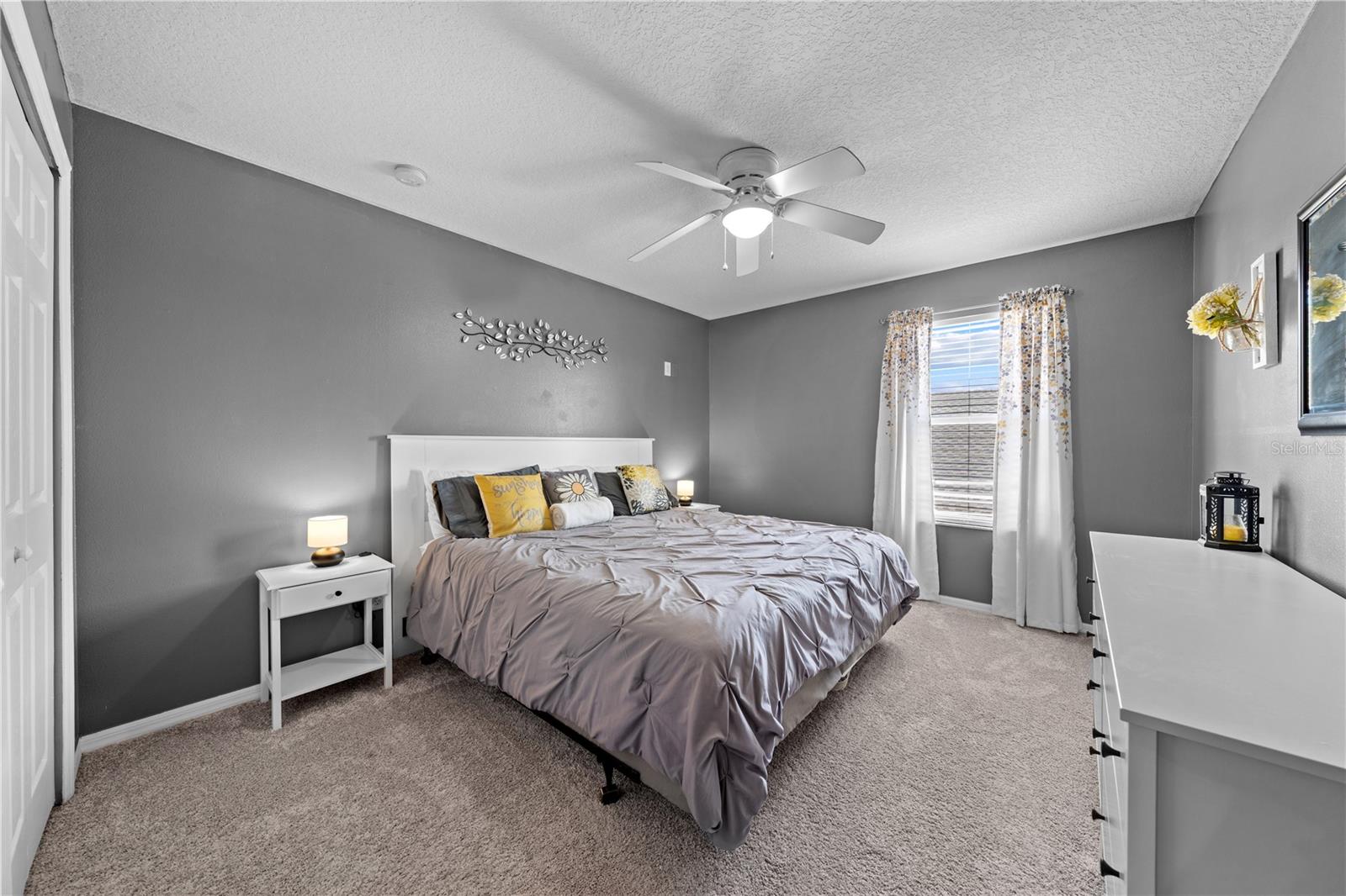 Image 44 of 73 For 2729 Eagle Glen Circle