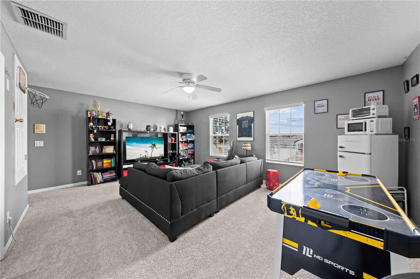 Image 56 of 73 For 2729 Eagle Glen Circle